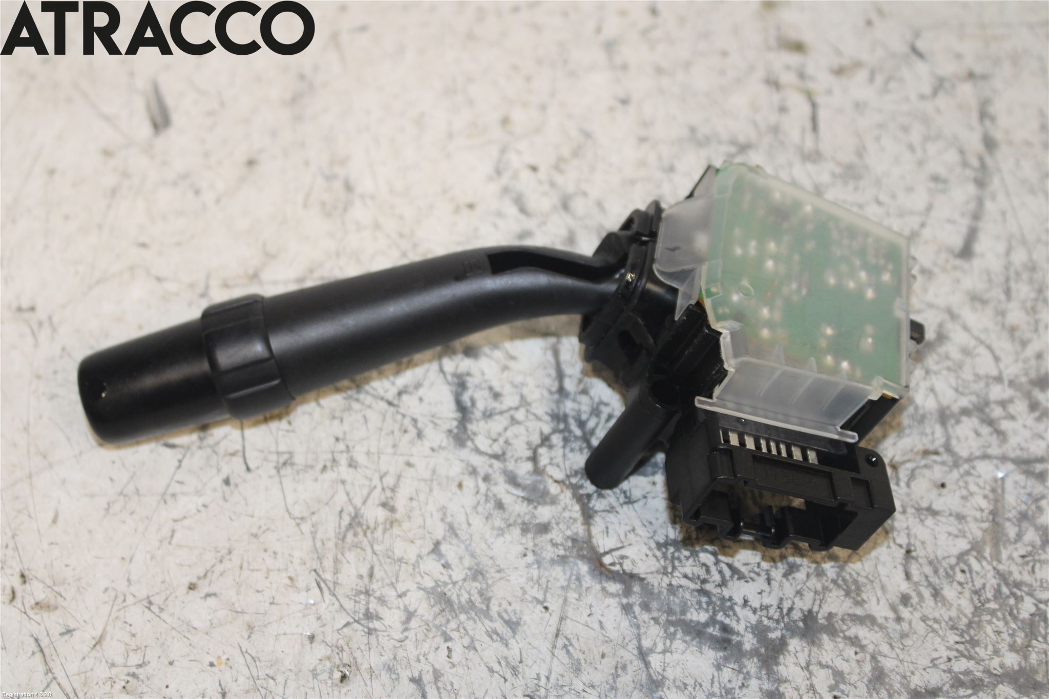 Toyota AVENSIS 03-06 Bryter Ratt Visker - Spyler