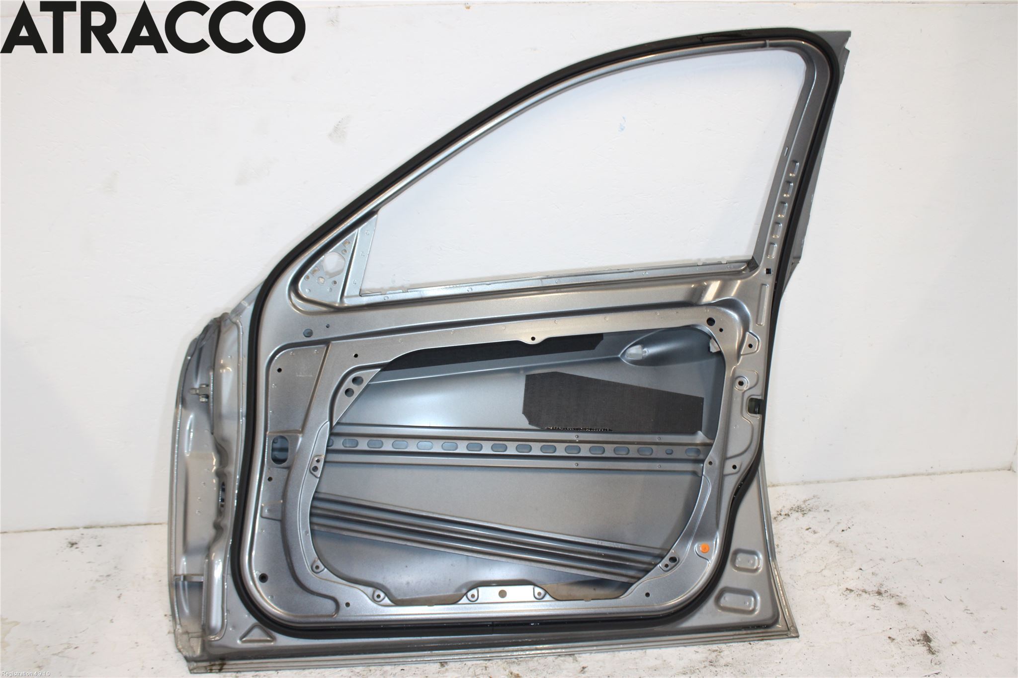 Mercedes-Benz MB E-KLASS (W212) 09-16 Dør 4D Foran Høyre