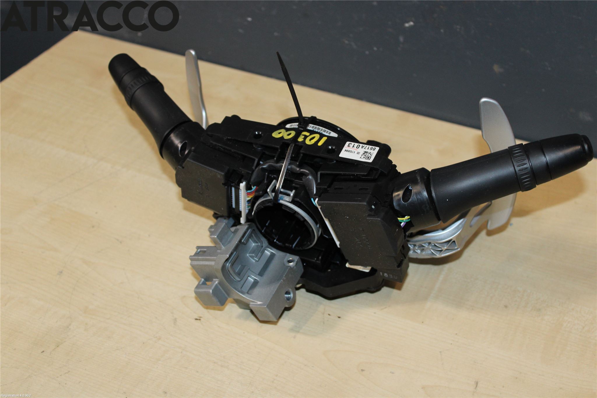 Mitsubishi OUTLANDER 13-21 Bryter Ratt Kombi H Og V