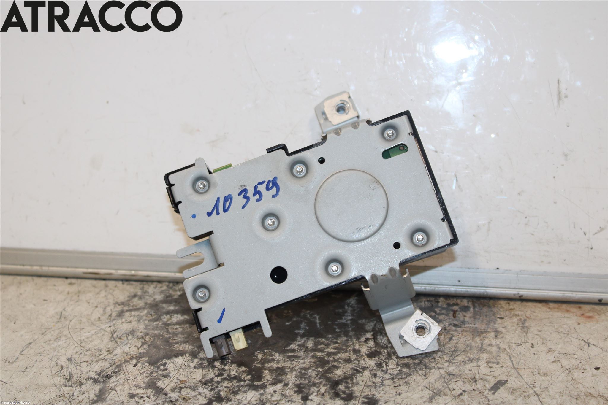 Audi A3/S3 05-13 Stereo Antenneforsterker