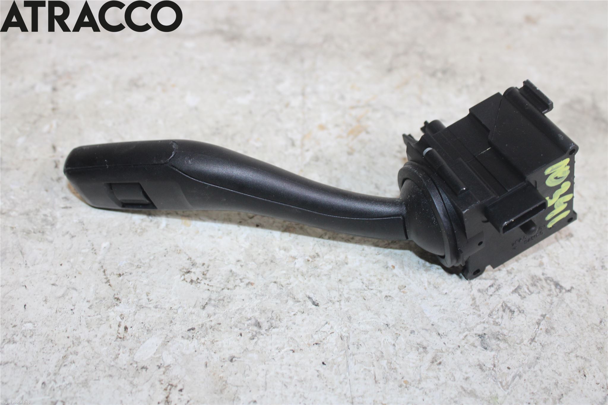 Audi A4/S4 05-07 Bryter Ratt Visker - Spyler