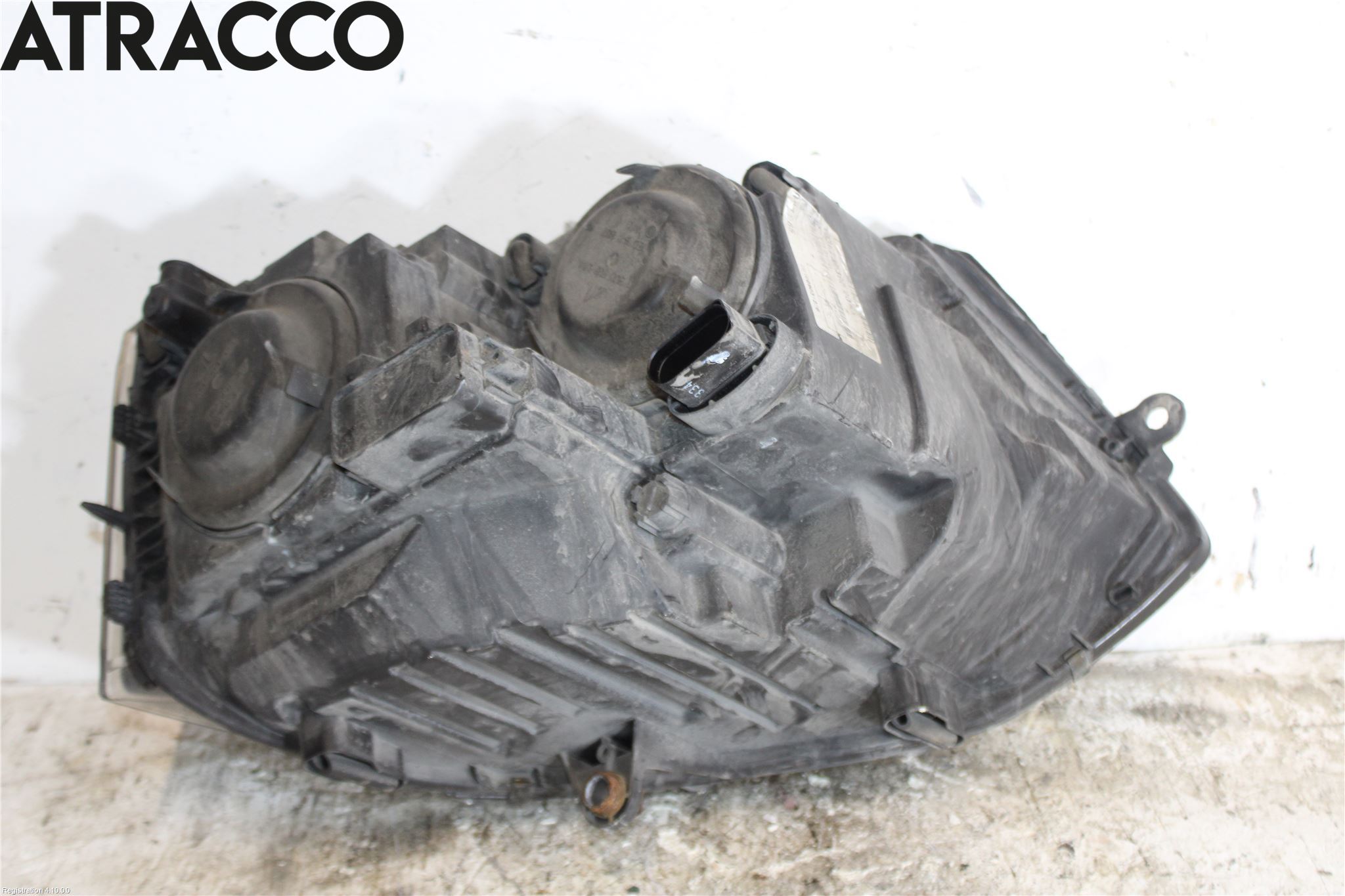 Volkswagen VW TRANSP/CARAVELLE (T5) 04-15 Frontlykt Venstre