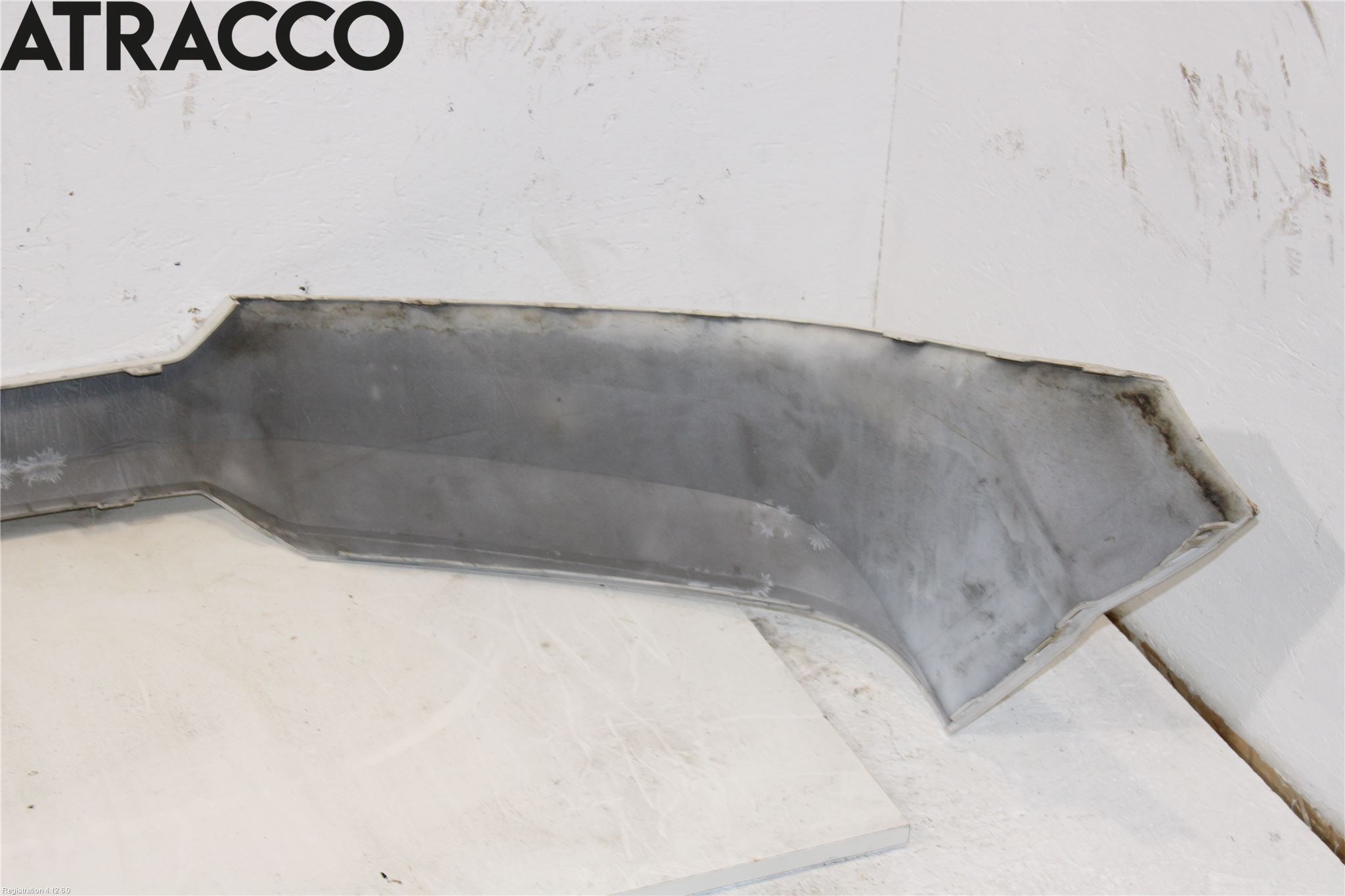 Volkswagen VW CRAFTER II / E-CRAFTER 17- Støtfanger Foran Midt Del