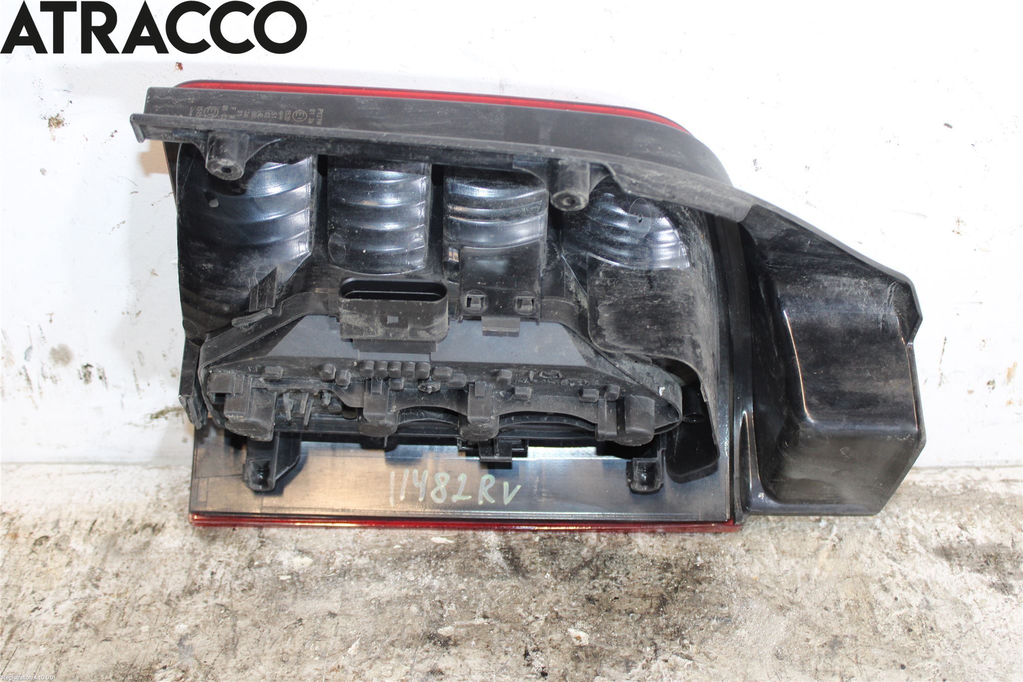 Volkswagen VW TRANSP/CARAVELLE (T5) 04-15 Baklykt Venstre