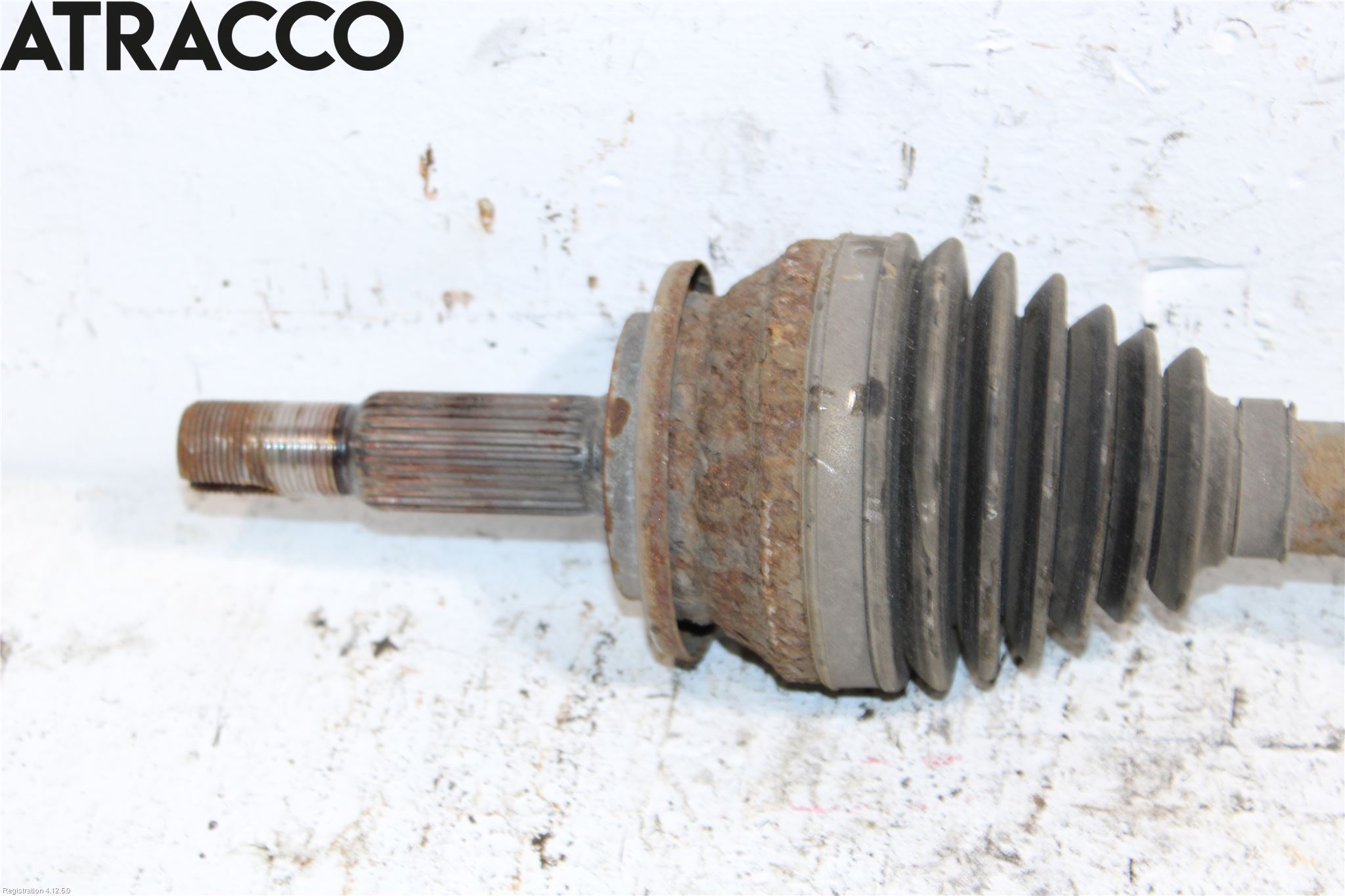 Toyota RAV4 13-18 Drivaksel Foran Kompl Venstre