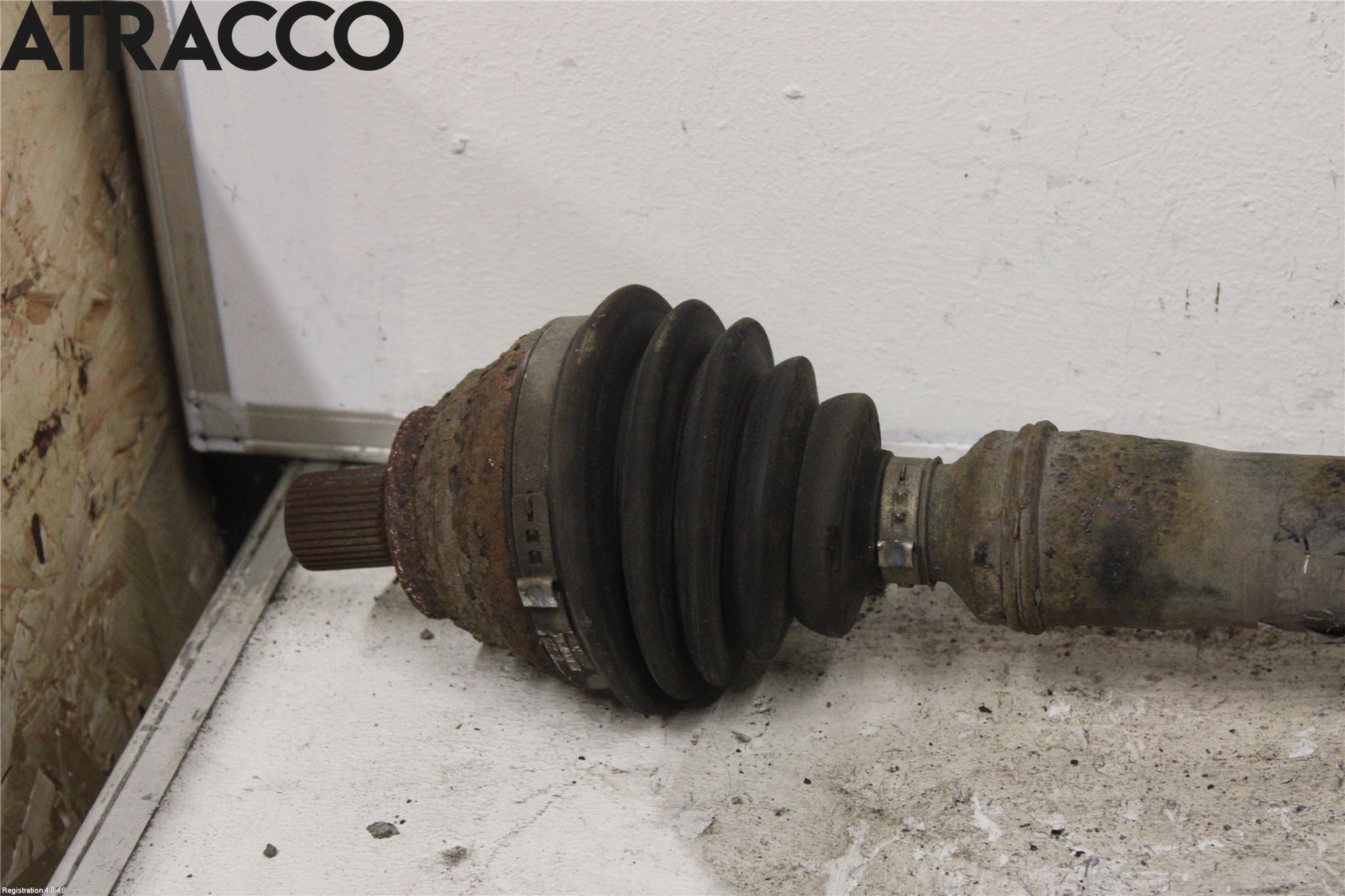 Volkswagen VW GOLF VI 09-13 Drivaksel Foran Kompl Høyre