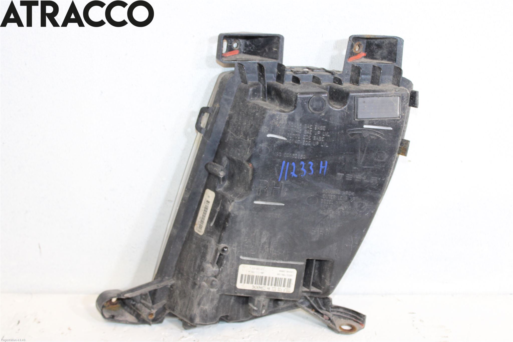 Tesla MODEL S 13- Frontlykt-Kurve-Tåkelys