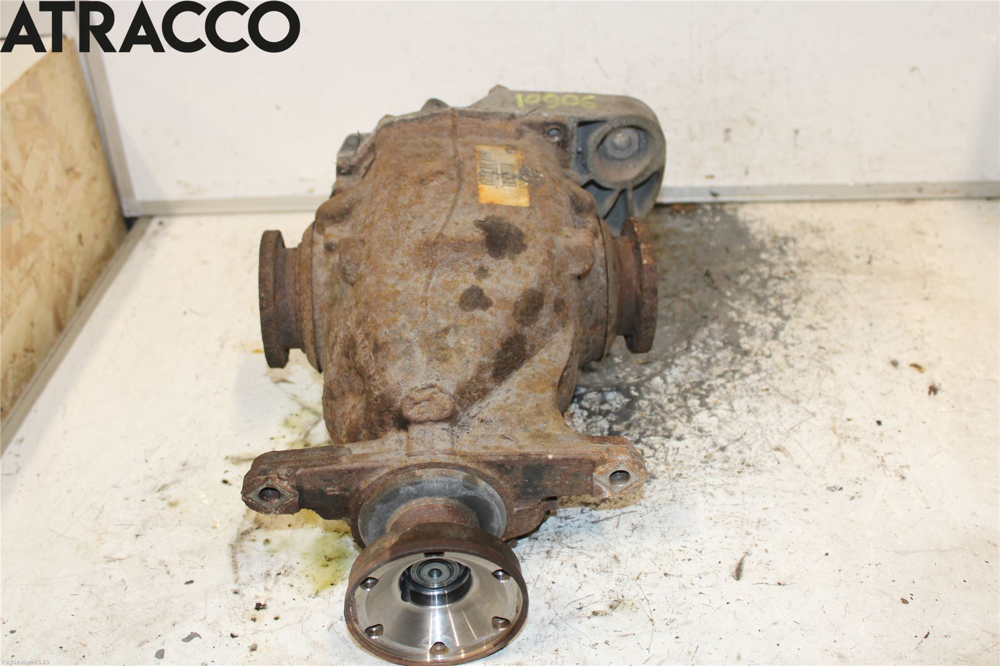 BMW 5 E60/61 Sed/Tou 02-10 Bakaksel Kardang Bak -Diff