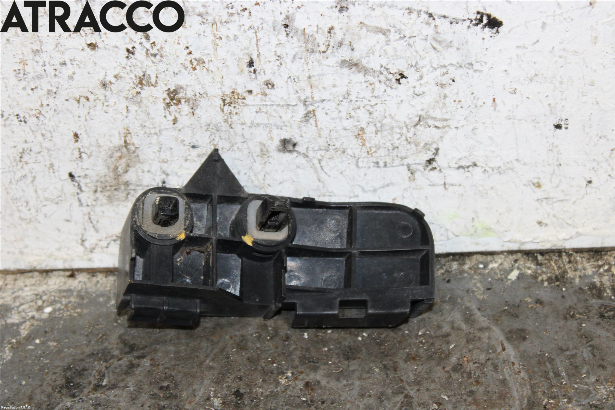 Toyota AURIS 07-09 Støtfangerfeste Bak Høyre