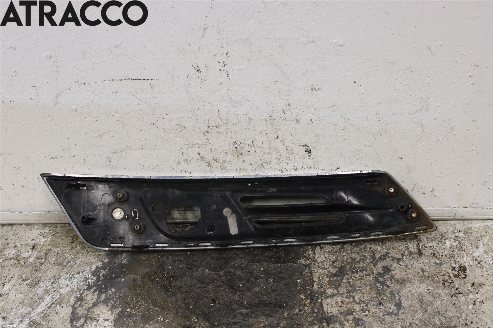 Peugeot 5008 10-16 Frontlykt Ramme V Lyktering