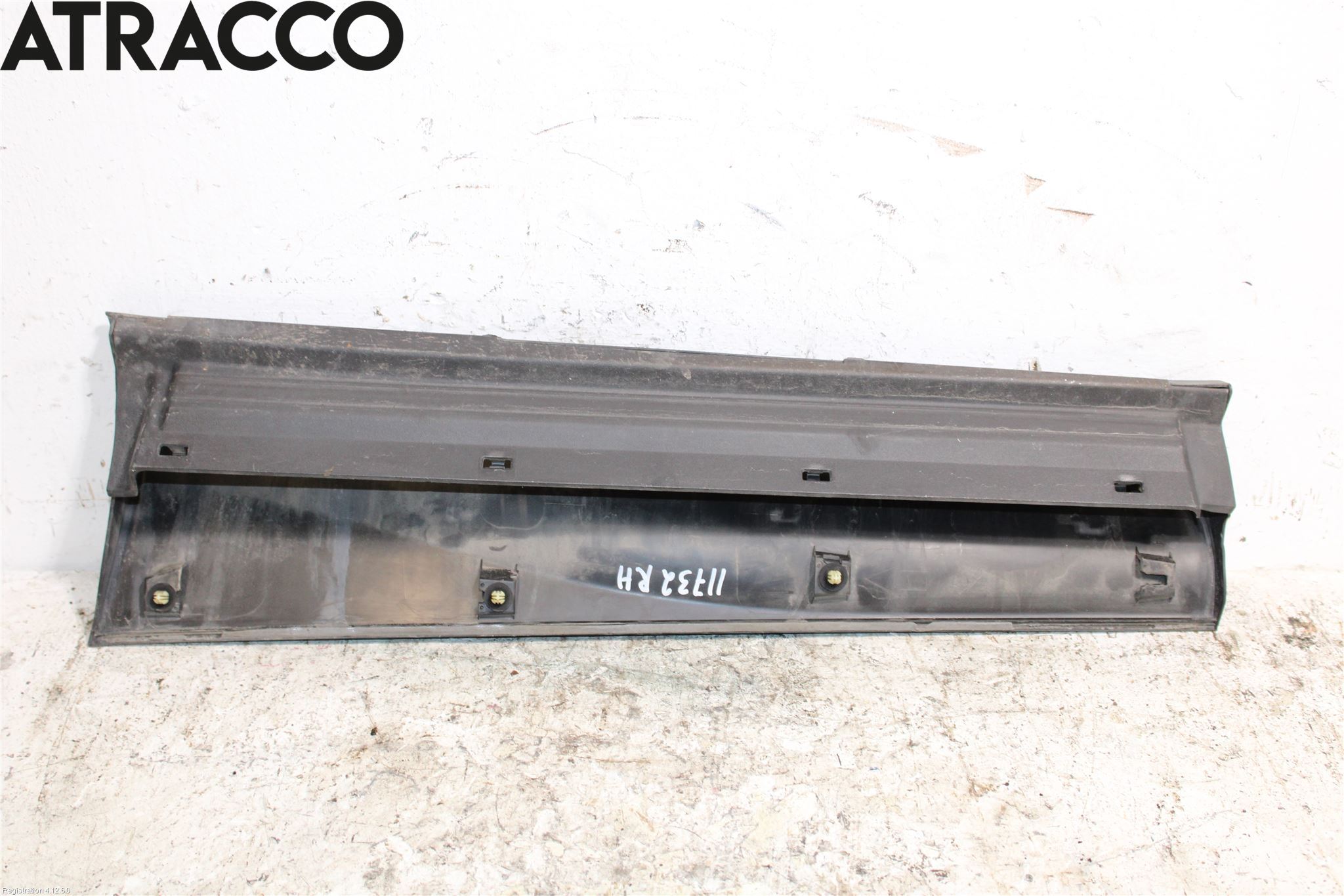 Toyota RAV4 13-18 Kanalskjørt Høyre