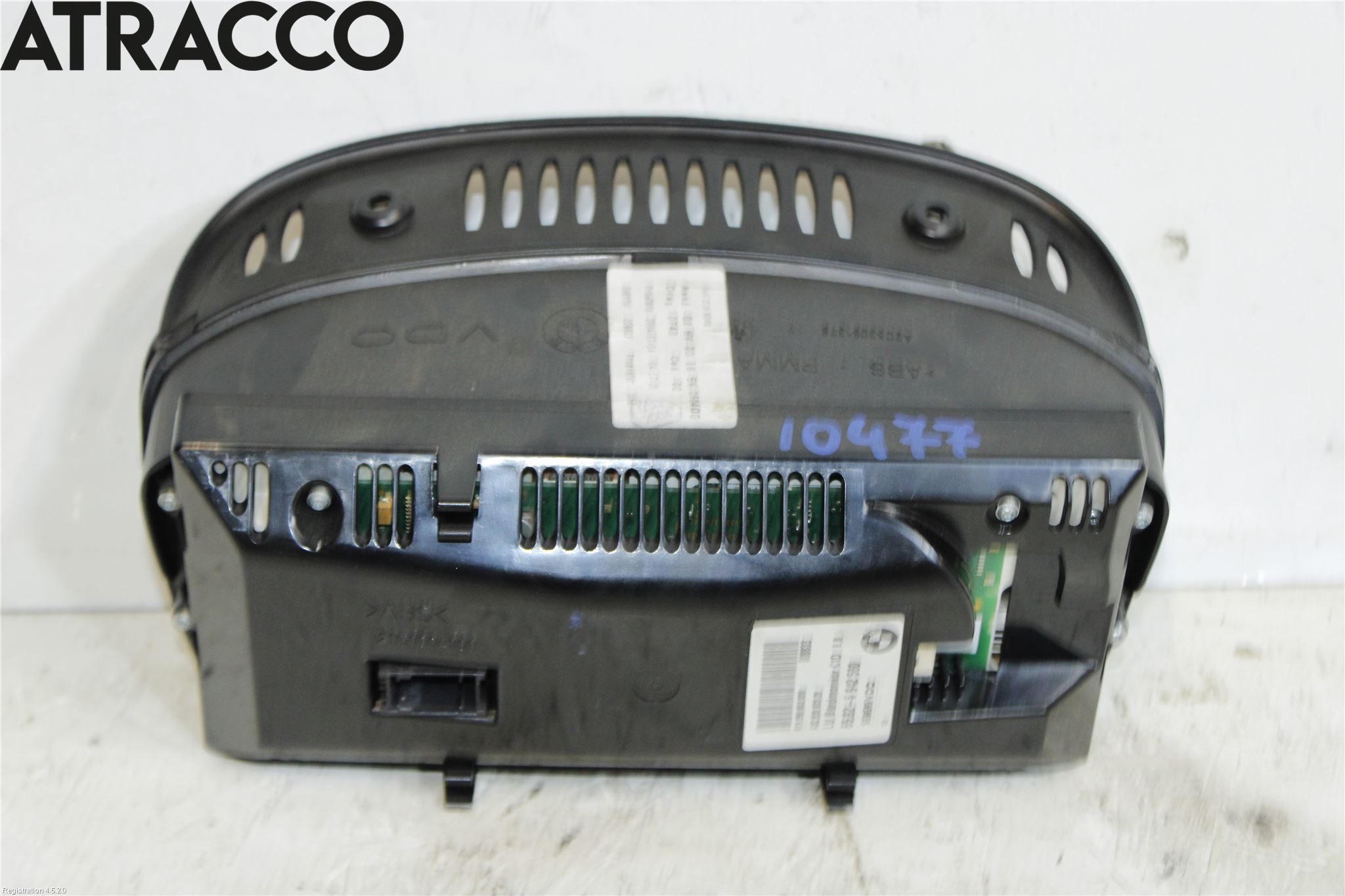 BMW 5 E60/61 Sed/Tou 02-10 Instr Kombinert