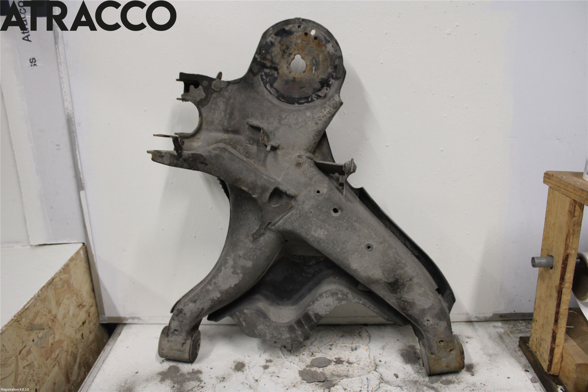 Mercedes-Benz MB VITO/V-KLASS (W640,W447,W448) 14- Bærearm Bak Venstre