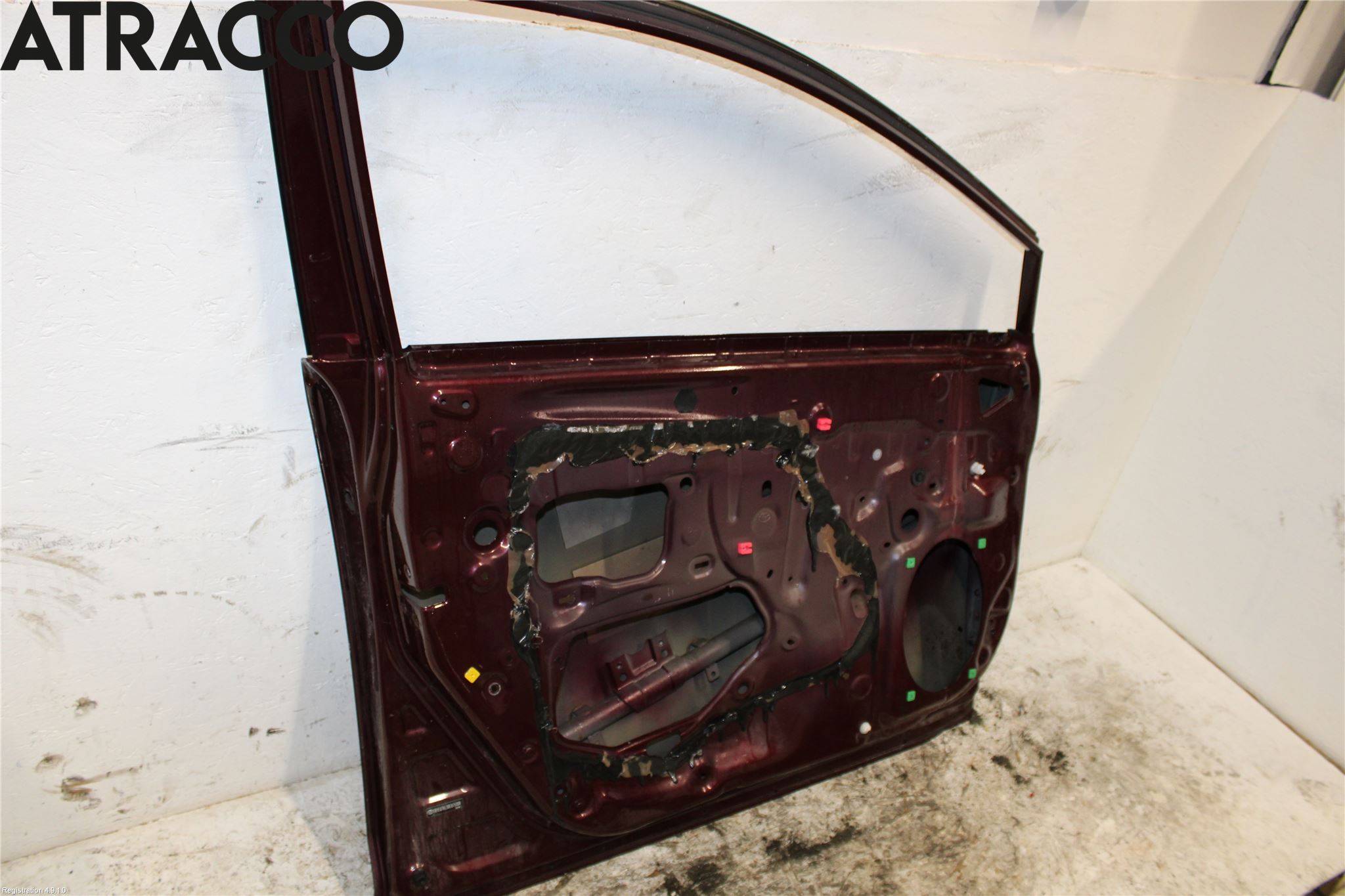 Toyota AVENSIS 09-15 Dør 4D Foran Venstre