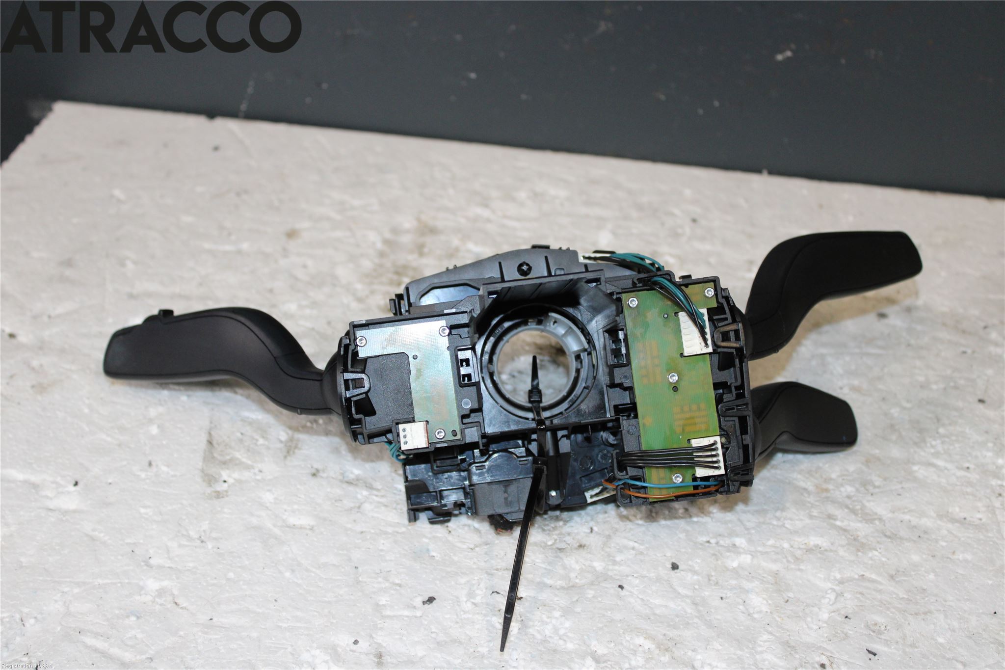 Audi A3/S3 05-13 Bryter Ratt Kombi H Og V