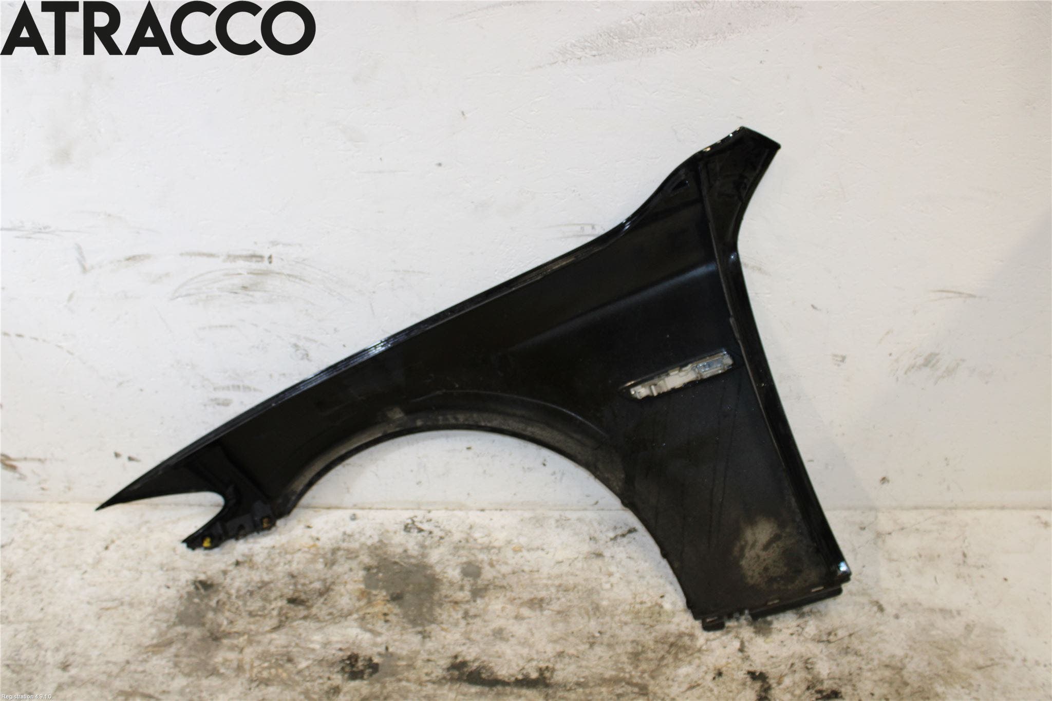 BMW 5 F10/F11/F18 09-17 Skjerm Foran Høyre