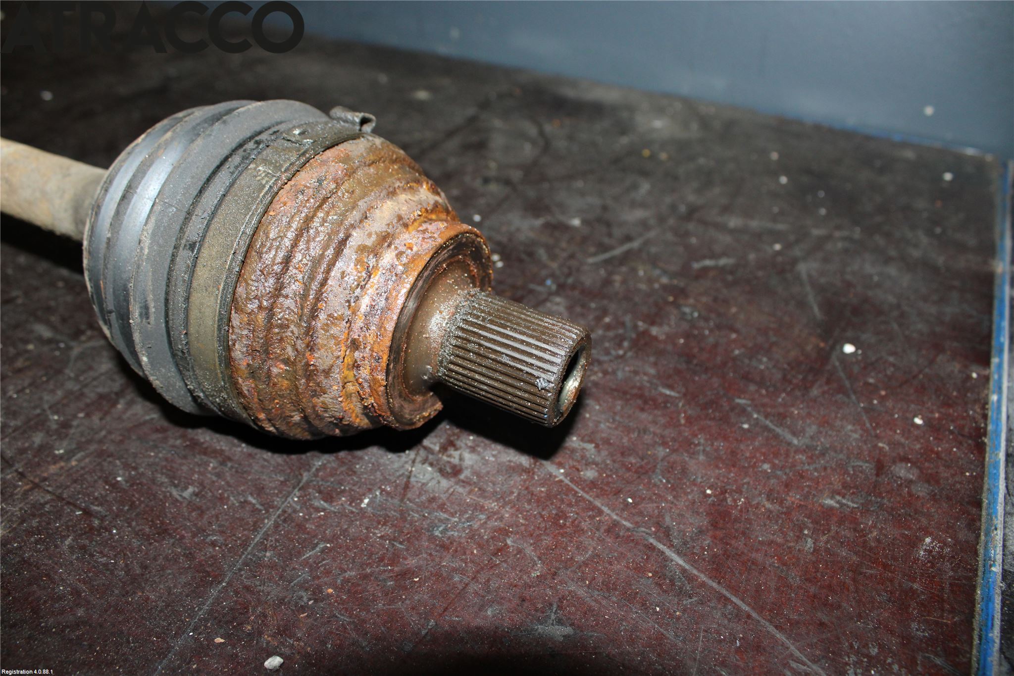 BMW 1 E87/81 5D/3D 03-11 Drivaksel Bak Kompl Venstre