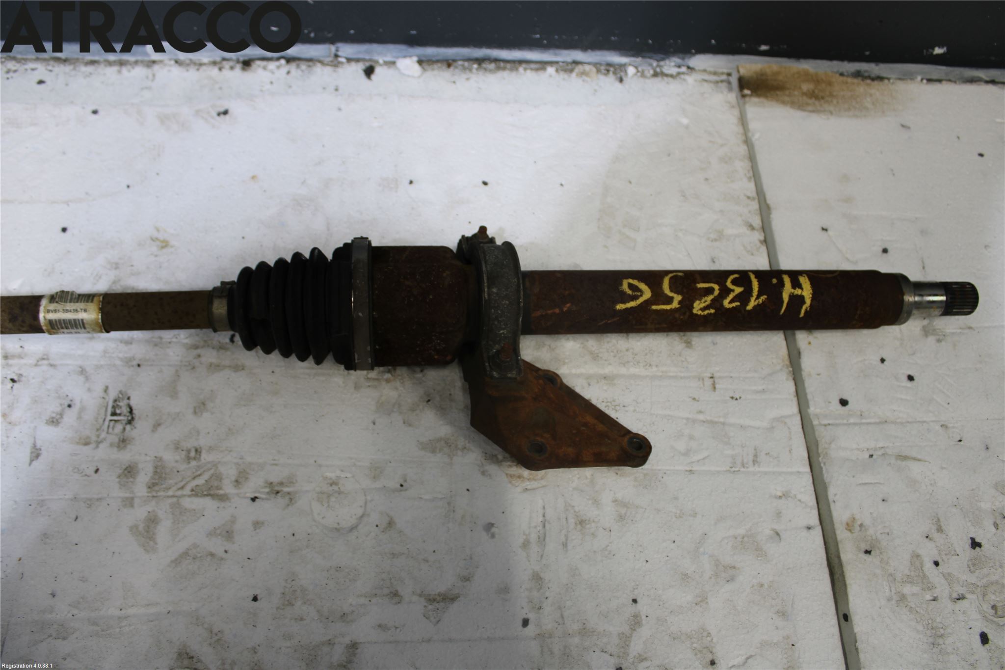 Ford FOCUS 15-18 Drivaksel Foran Kompl Høyre