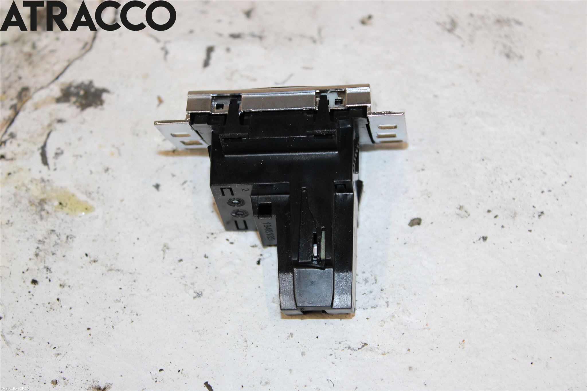 Volkswagen VW PASSAT 11-14 Instr Klokke