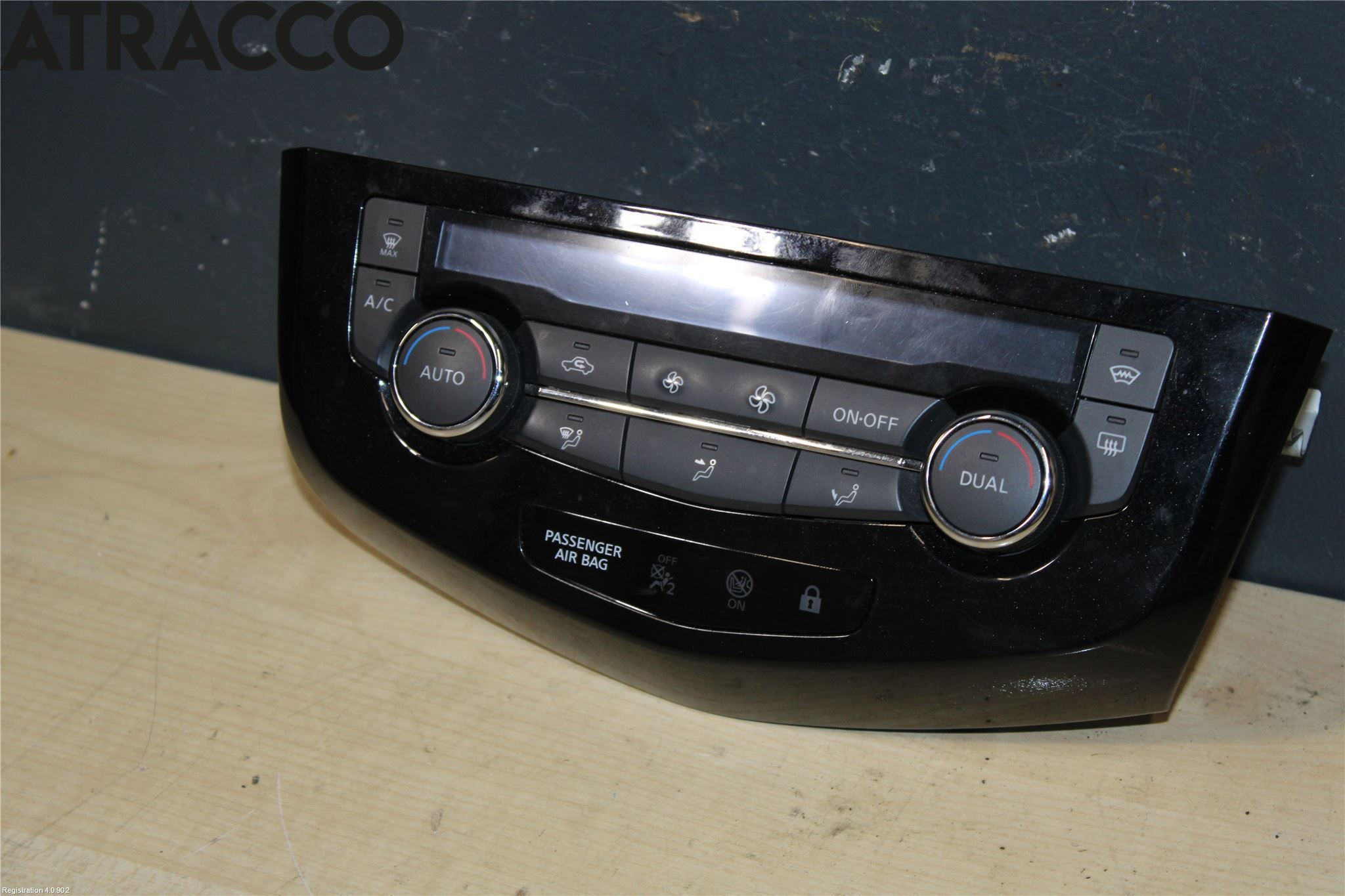 Nissan QASHQAI 14-17 Varme Ac Betjening-Display