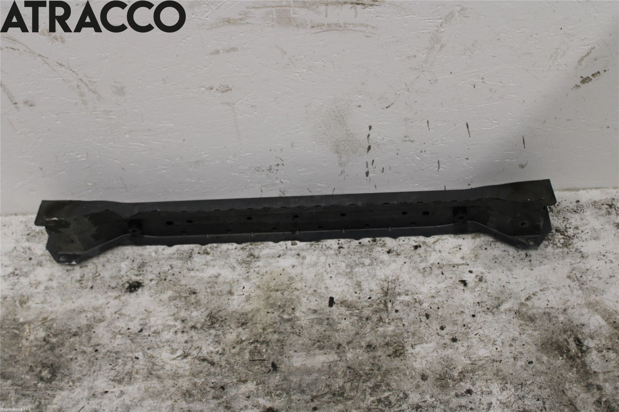 Nissan LEAF 18- Frontplate Nedre