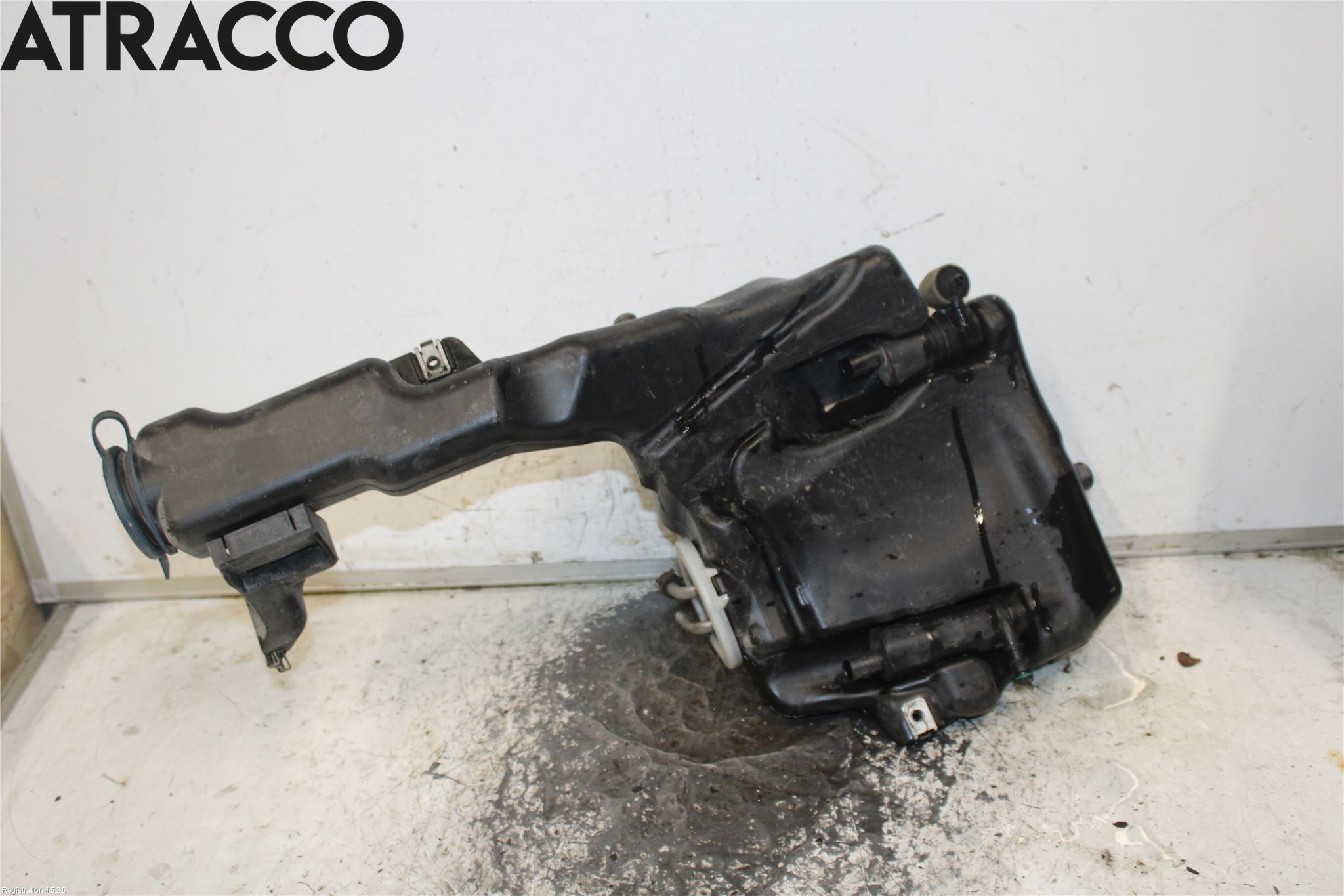 Mercedes-Benz MB E-KLASS (W212) 09-16 Spylerbeholder Frontrute