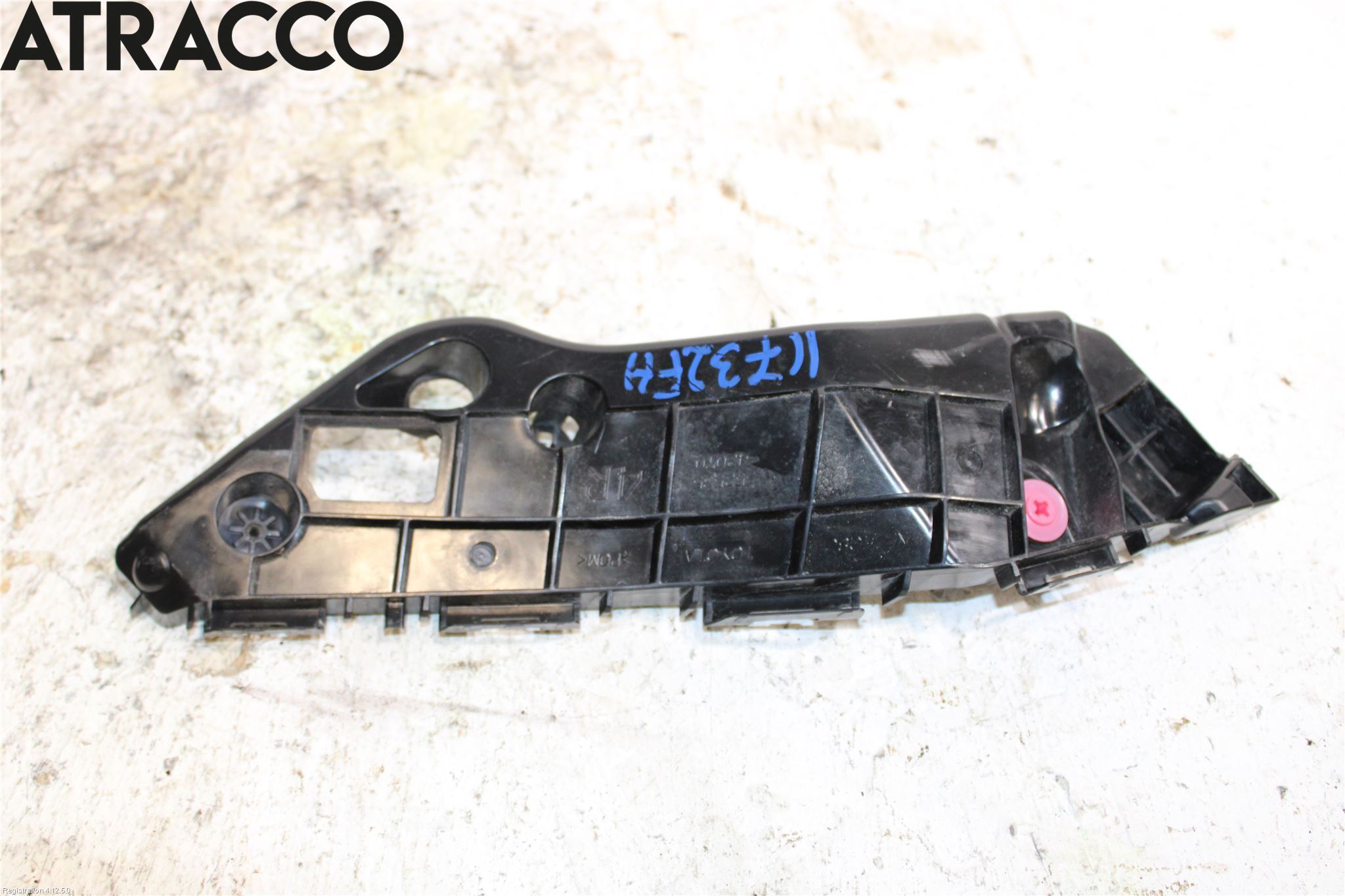 Toyota RAV4 13-18 Støtfanger Foran Feste