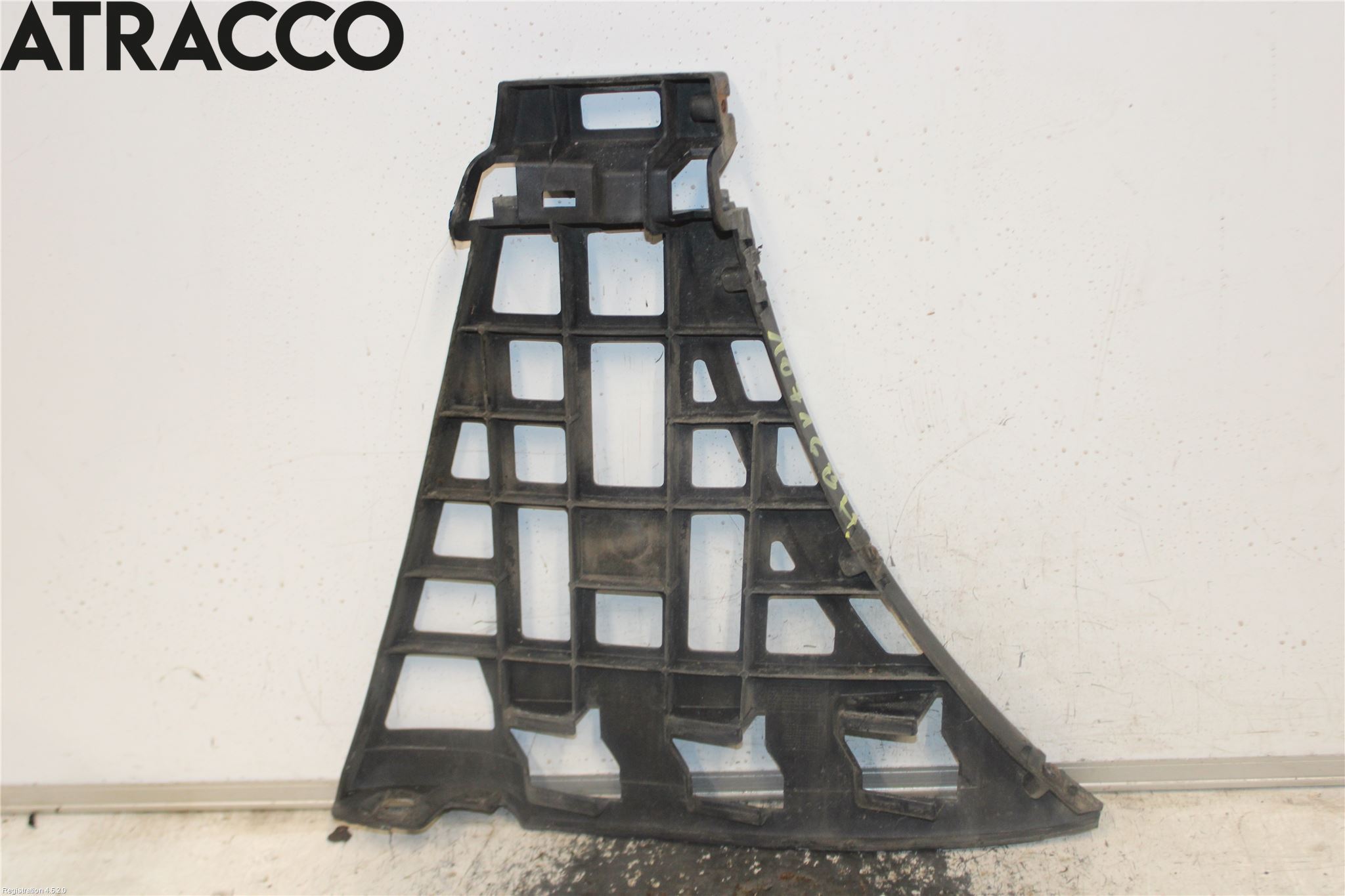 Volkswagen VW TOURAN 03-10 Støtfangerfeste Bak Høyre