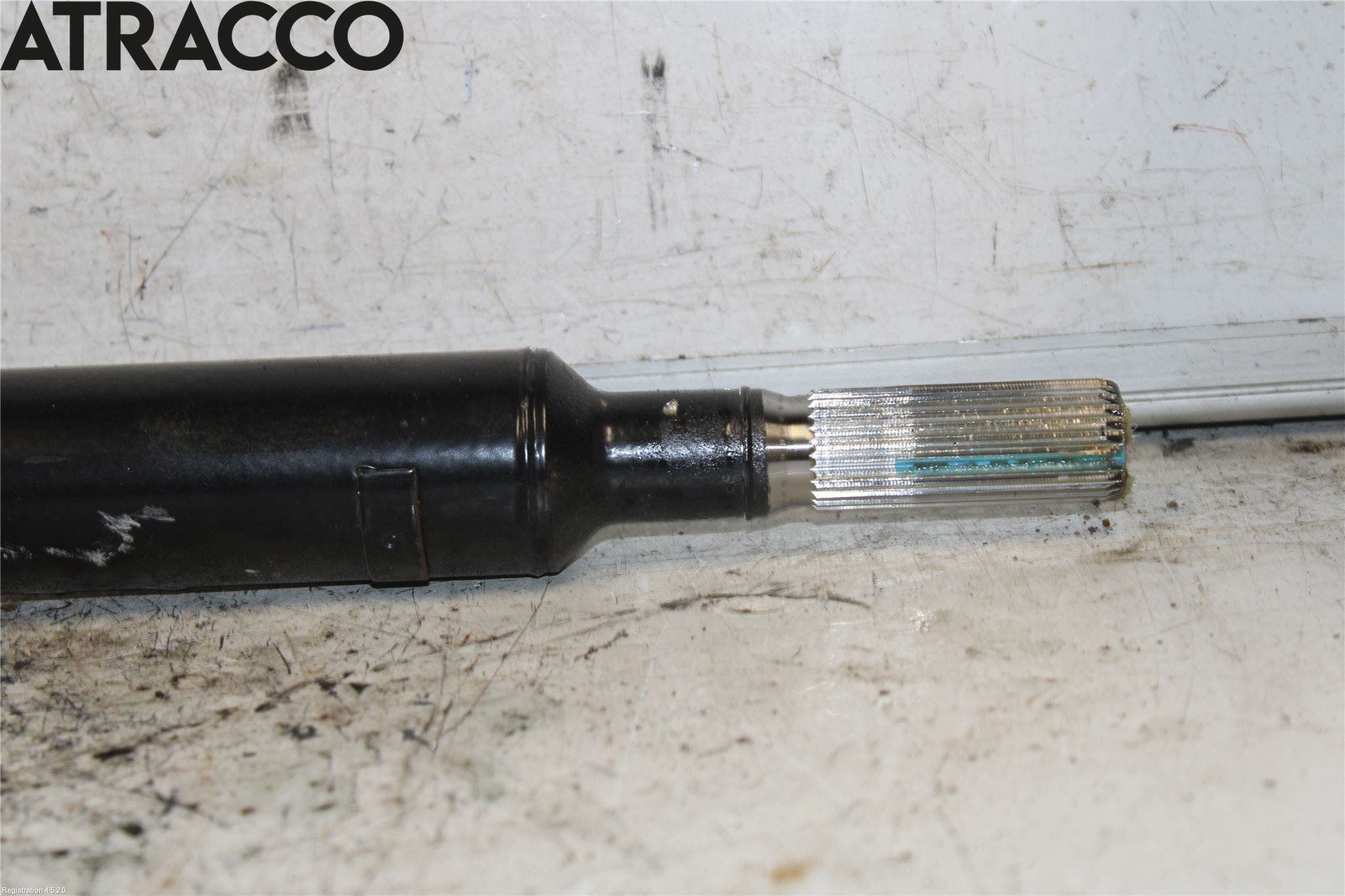 BMW 3 F30/F31/F80 12-19 Mellomaksel Fremre