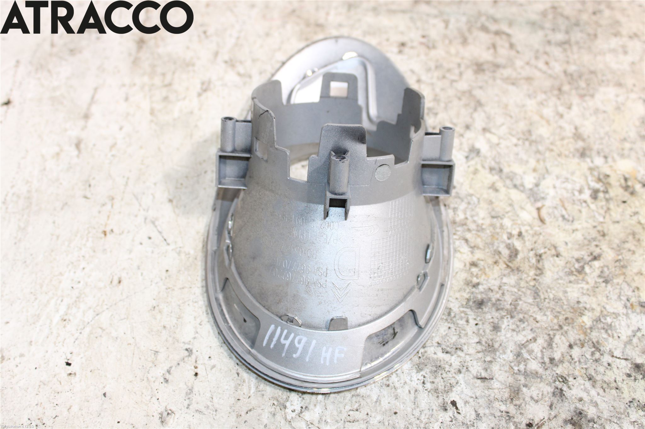 Peugeot PARTNER 08-15 Frontlykt Kurve-Tåkelys Ramme