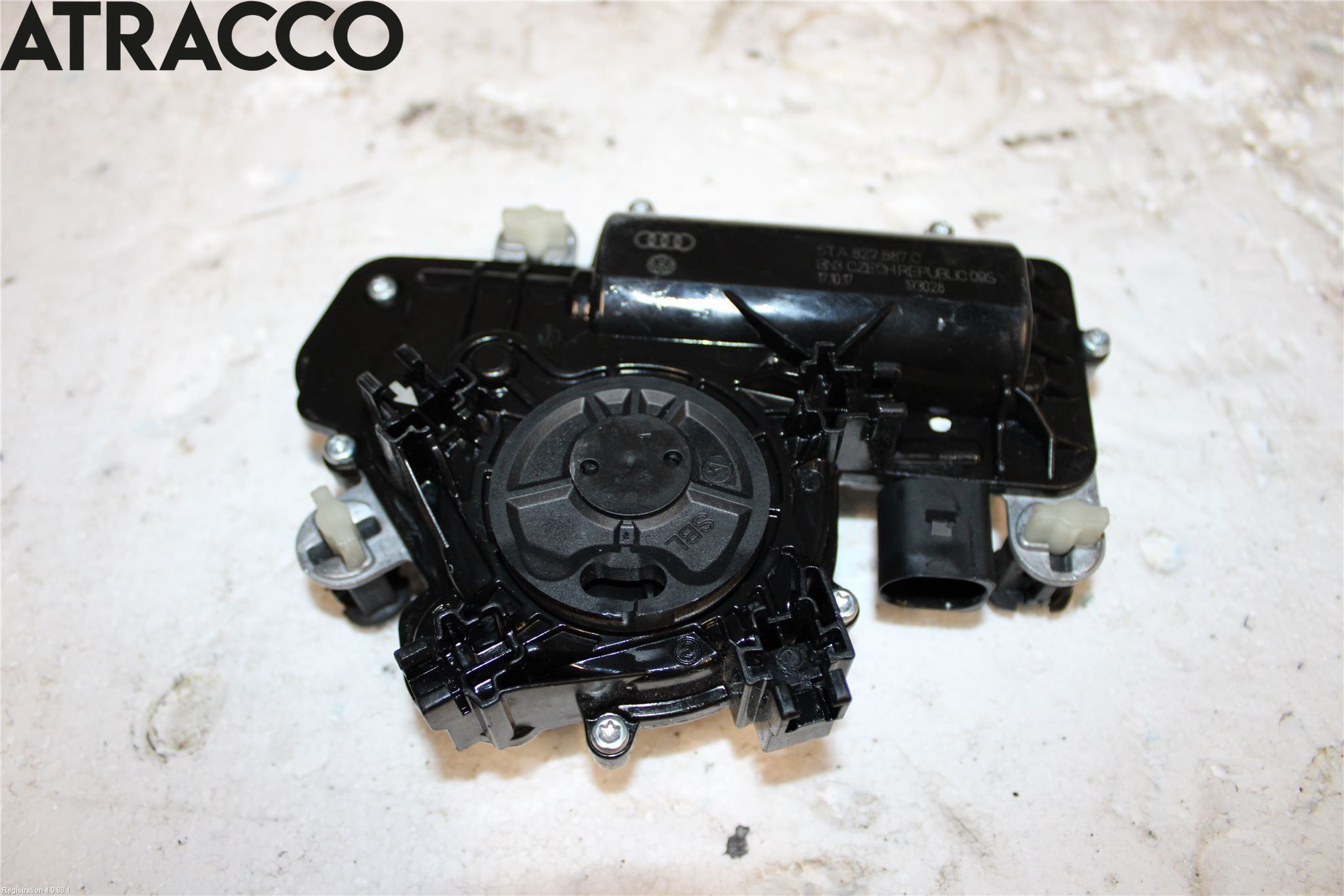 Skoda SUPERB 16-24 Baklukeåpner Automatisk