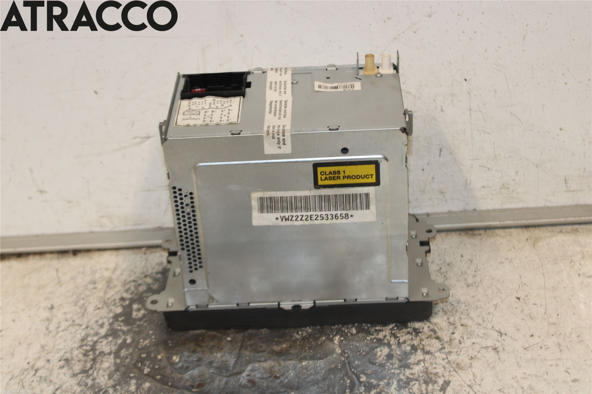 Volkswagen VW GOLF V 04-09 Stereo Radio Med Cd