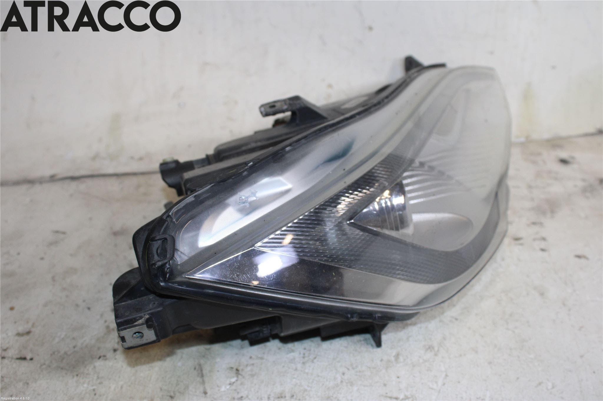 Tesla MODEL S 13- Frontlykt Høyre