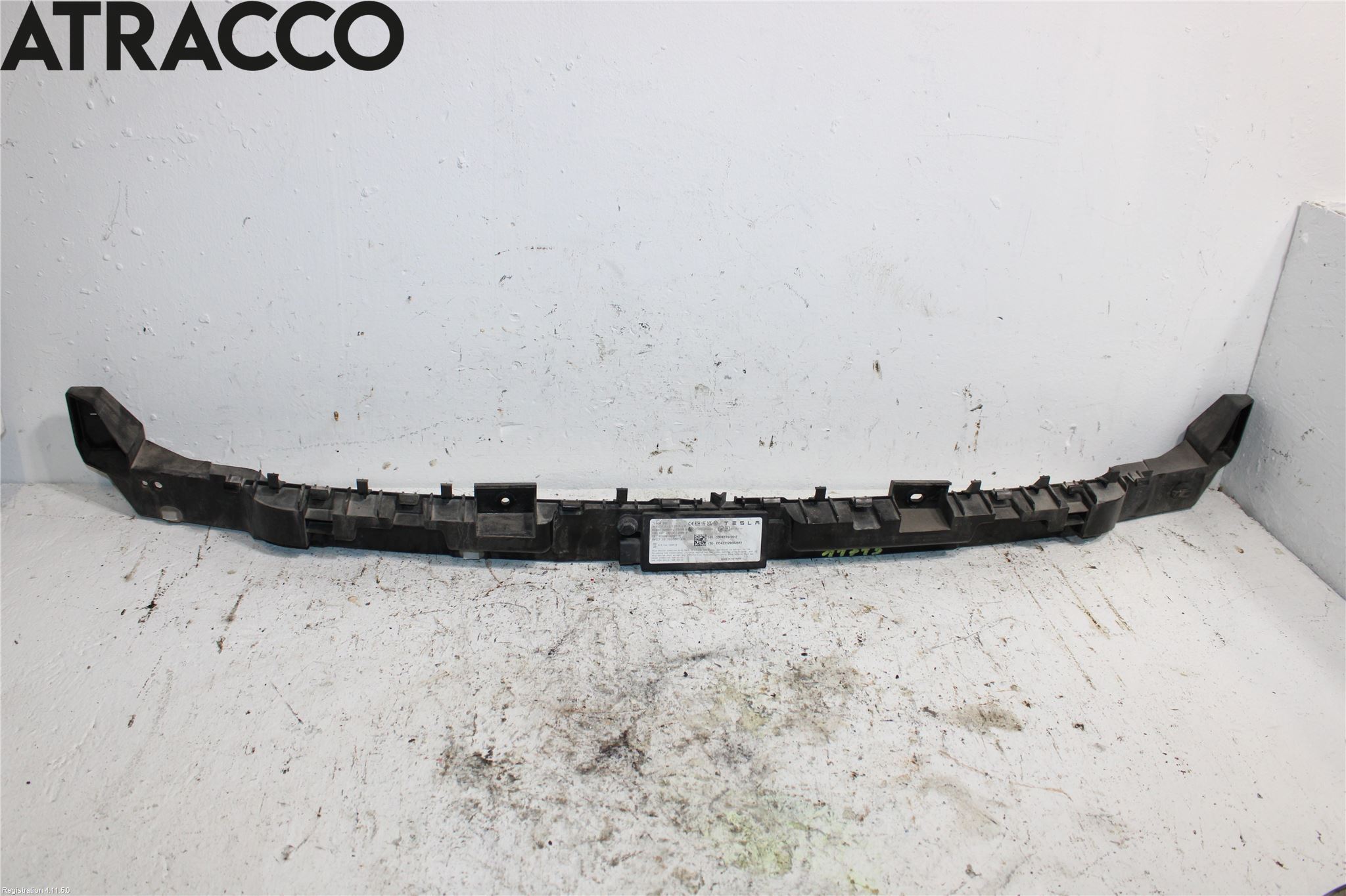 Tesla MODEL Y 21- Støtfanger Bak Midt Del
