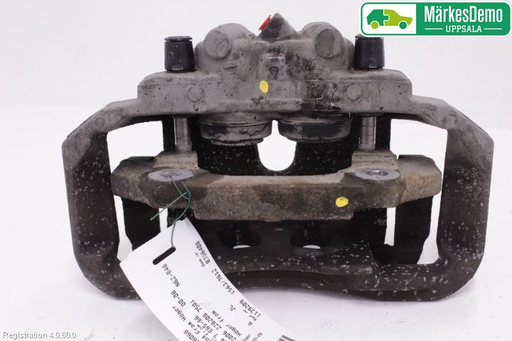 BMW 7 E65/66    00-08 Bremsecaliper Foran Høyre