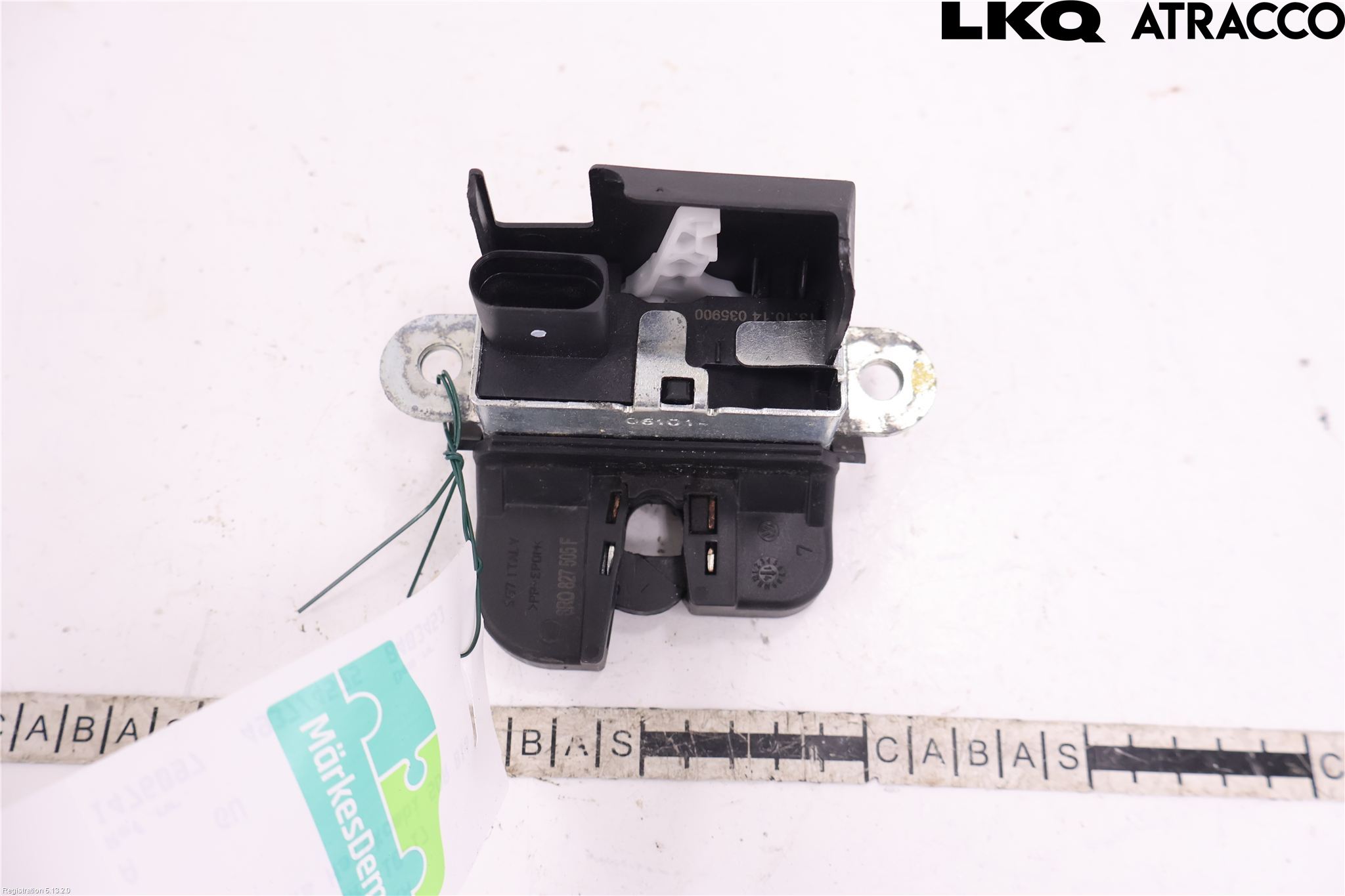 Volkswagen VW POLO 10-17 Bakluke-Lokk Låsekasse