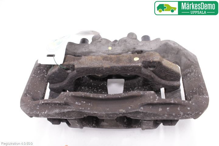 BMW 7 E65/66    00-08 Bremsecaliper Foran Høyre