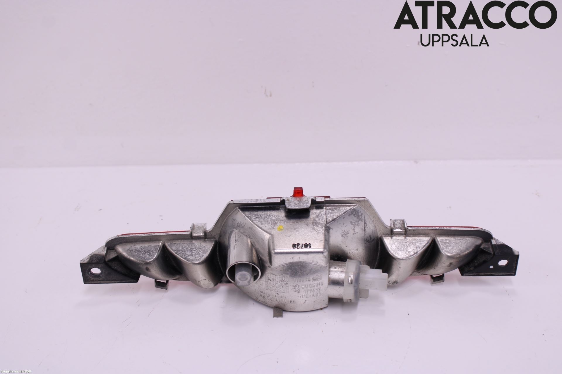 Opel CORSA F, CORSA-E 20- Refleks Bak