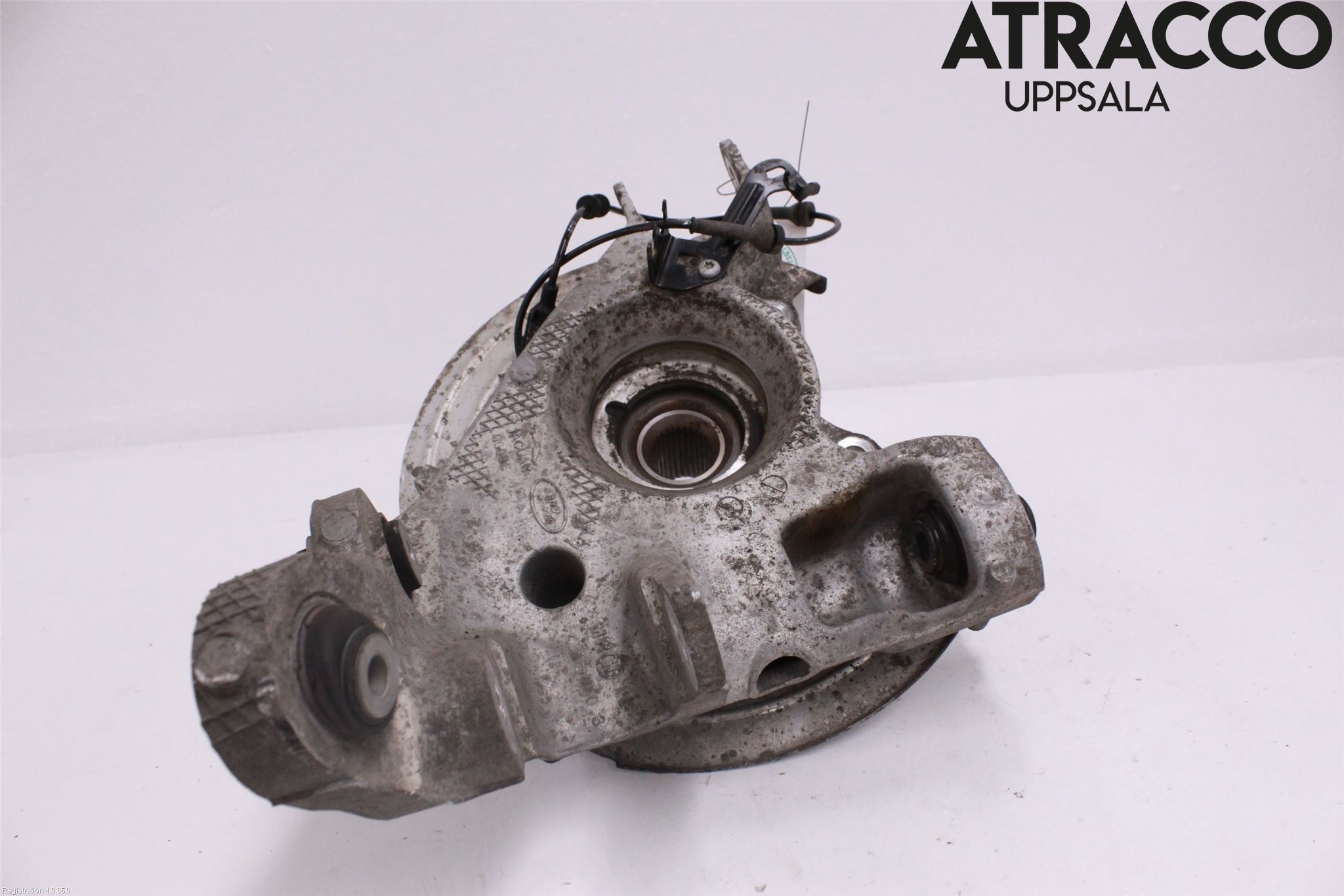 Jaguar XE (X760) 15-24 Spindel Hb