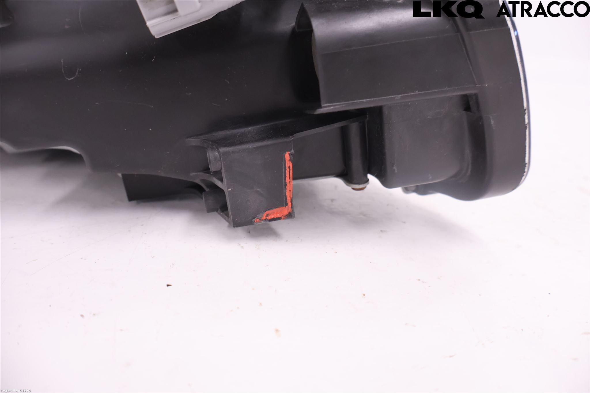 Toyota AVENSIS 09-15 Frontlykt Venstre