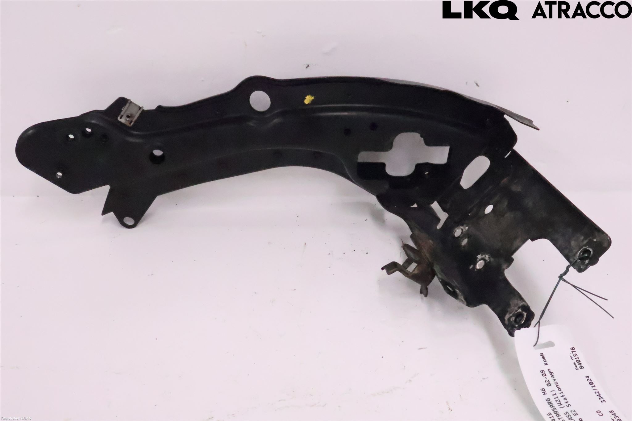 Mercedes-Benz MB E-KLASS (W211) 02-09 Frontlykt Ramme H Lyktering