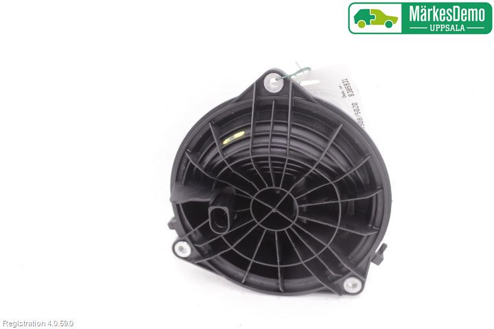 Volkswagen VW GOLF VI 09-13 Bakluke Handtak Ytre