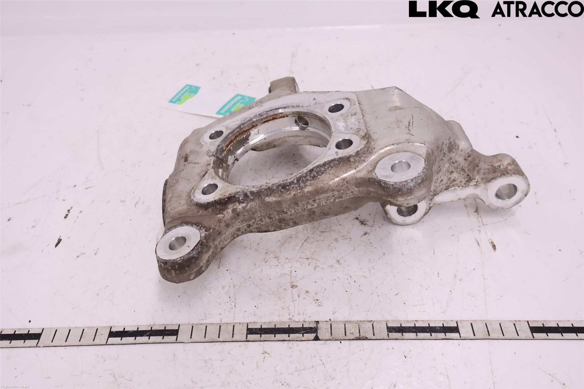 Toyota RAV4 19- Spindel Hf