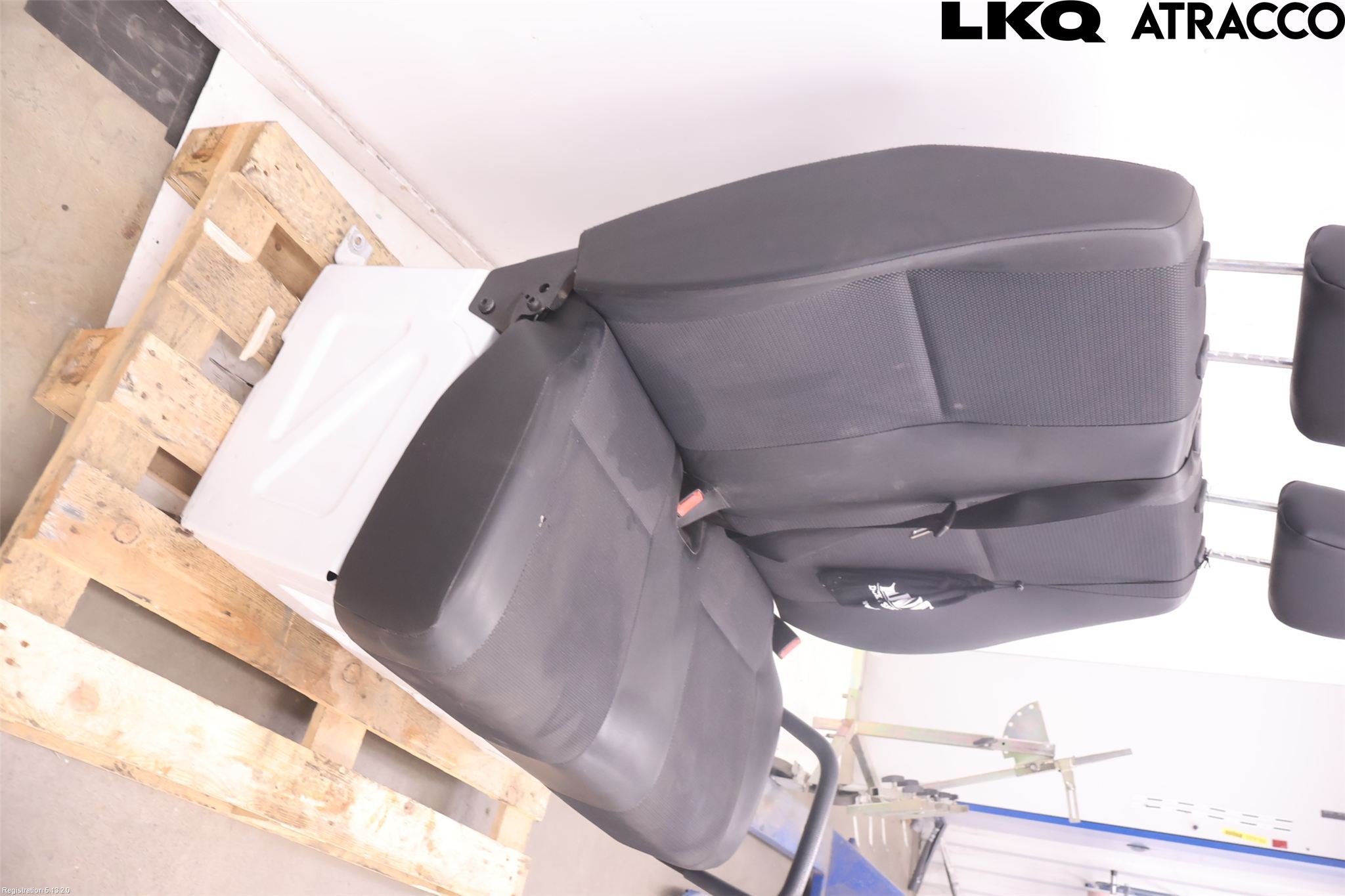 Mercedes-Benz MB SPRINTER (W906) 06-18 Innr Sete Foran -Sofa Kompl