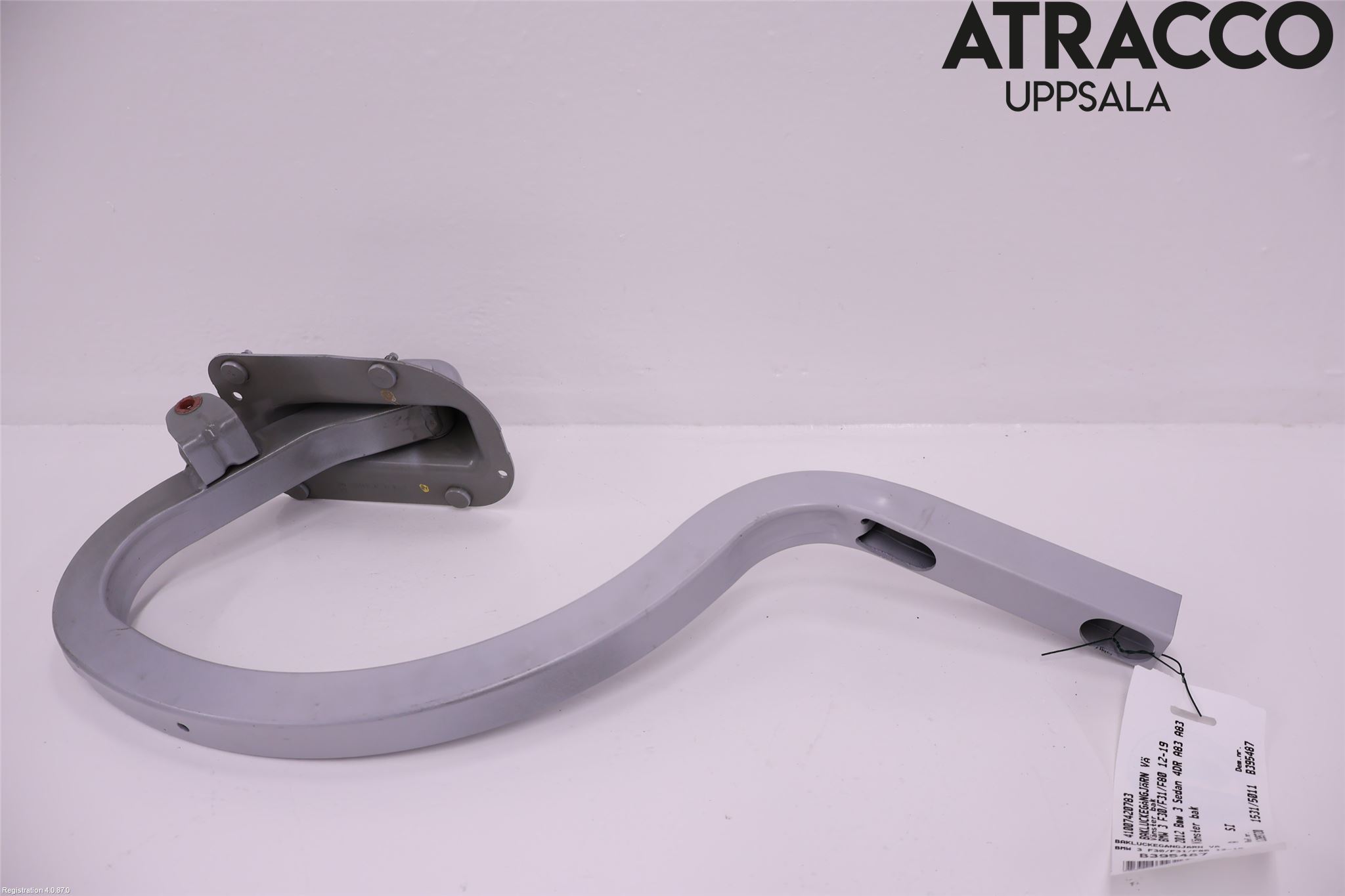 BMW 3 F30/F31/F80 12-19 Bakluke Hengsel Venstre