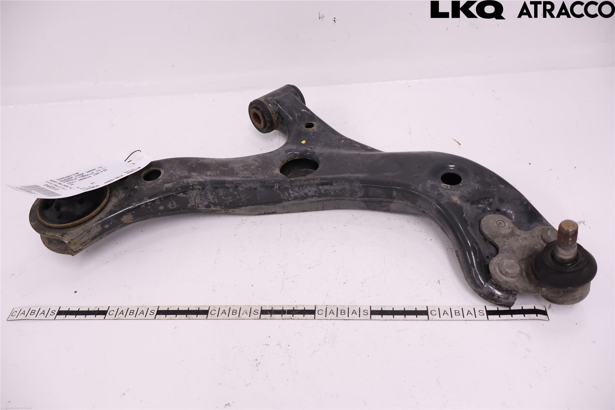 Toyota COROLLA 19- Bærearm Foran Høyre Nedre