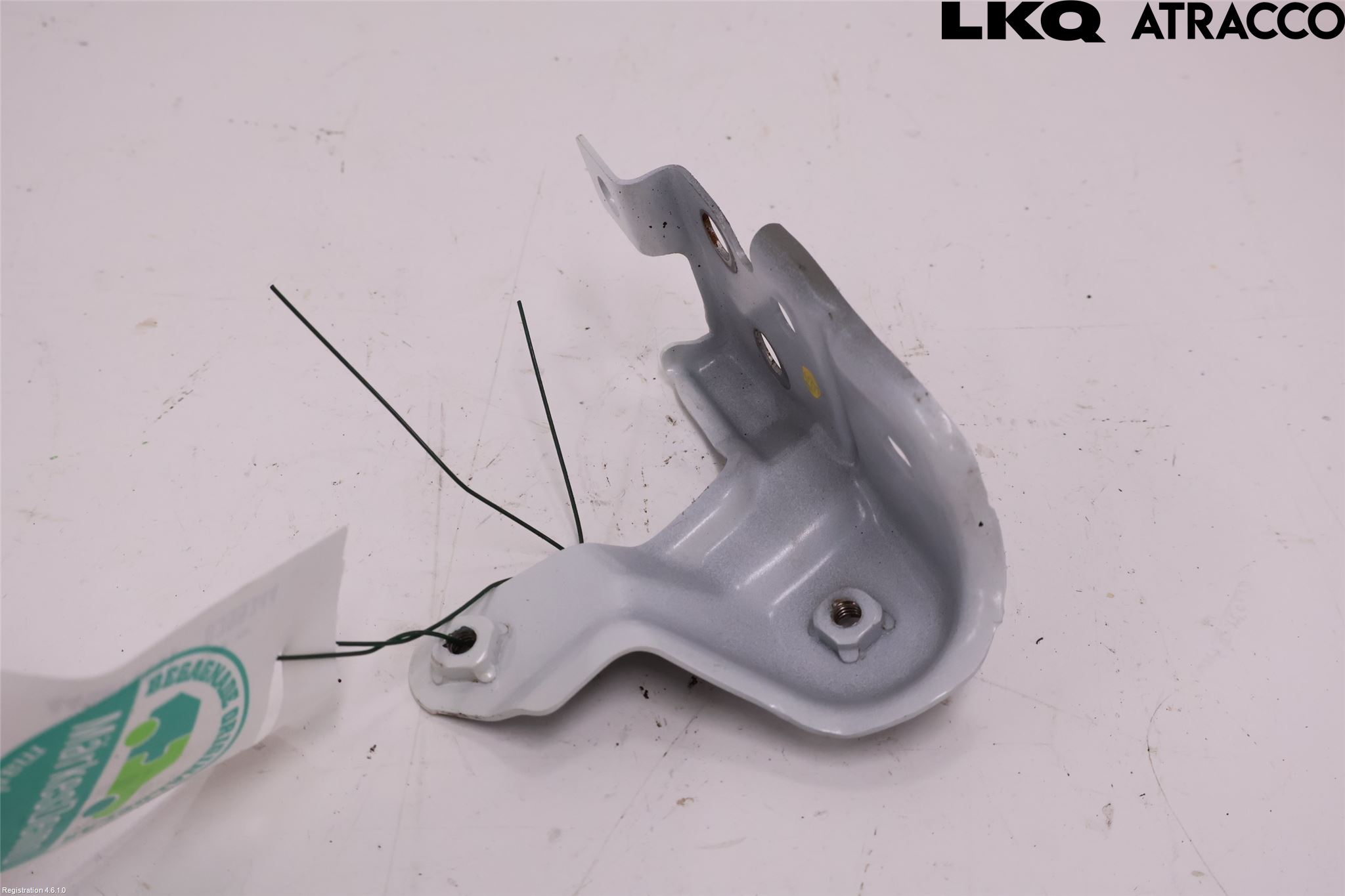 Toyota PRIUS (ZVW50) 16-21 Frontskjermfeste Venstre