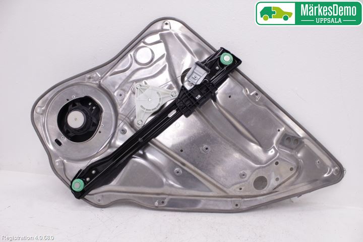 Mercedes-Benz MB E-KLASS (W212) 09-16 Vindusheis El Komp
