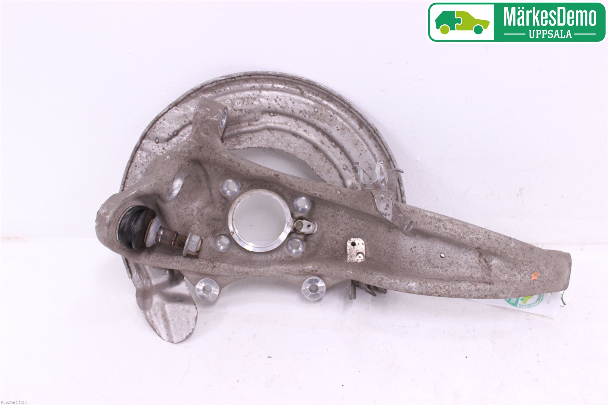 BMW 5 G30/G31/F90 17-23 Spindel Hf
