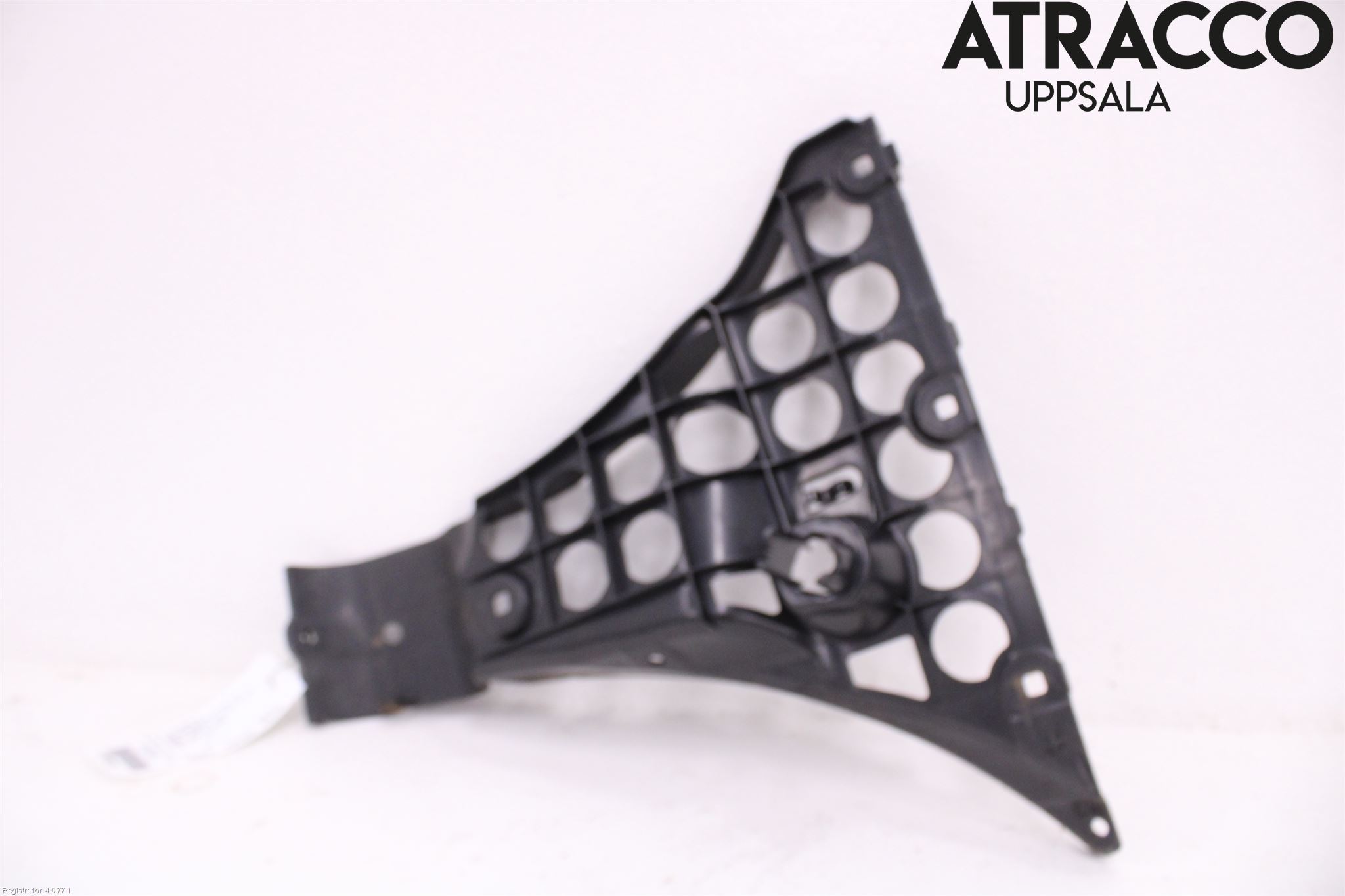 BMW 5 E60/61 Sed/Tou 02-10 Støtfangerfeste Bak Venstre
